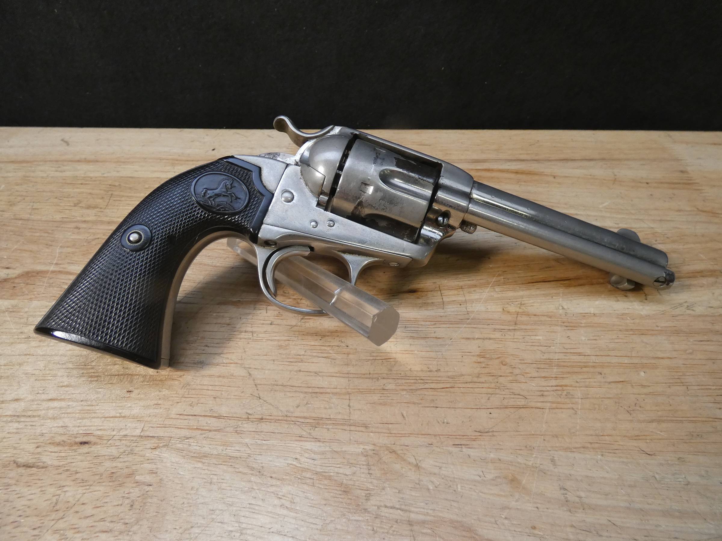Colt Single Action Army Bisley Model - .38 WCF - Mfg. 1907 - SAA Revolver-img-3