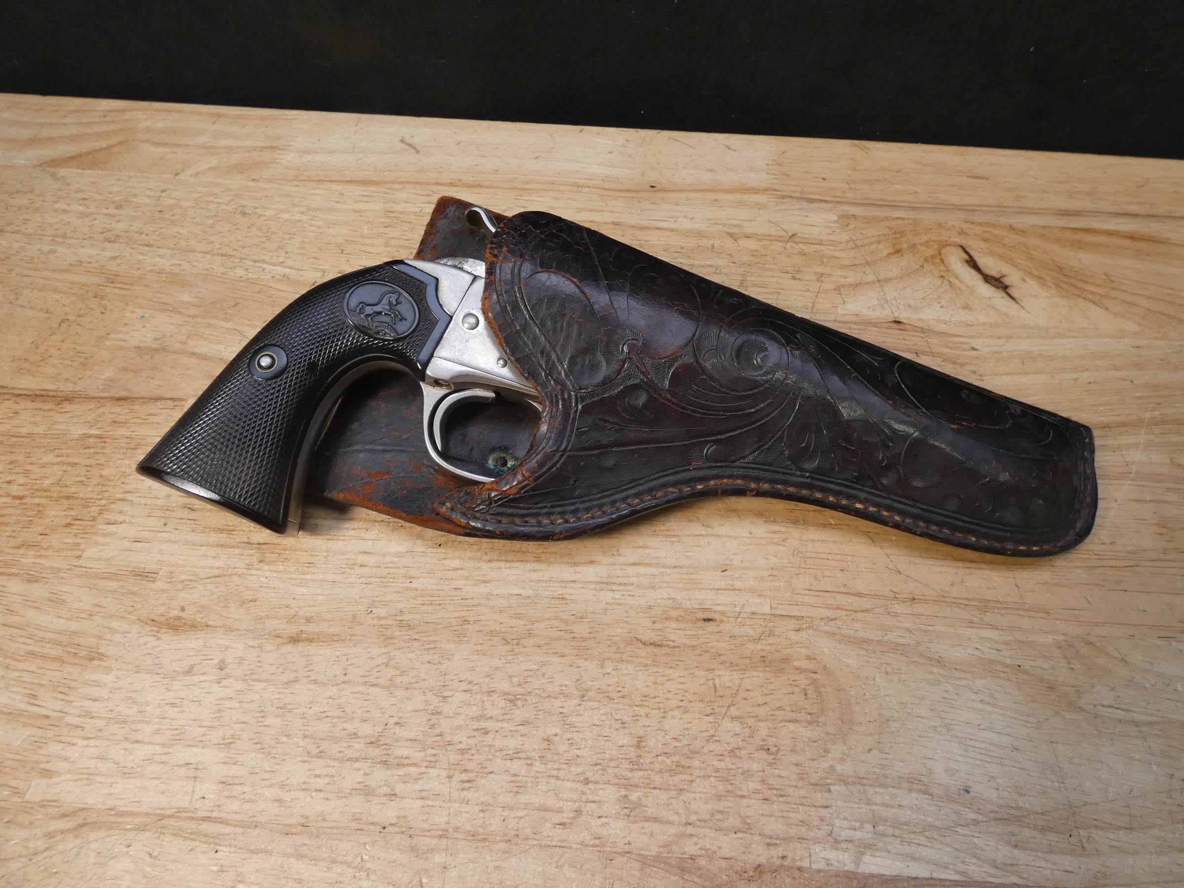 Colt Single Action Army Bisley Model - .38 WCF - Mfg. 1907 - SAA Revolver-img-18