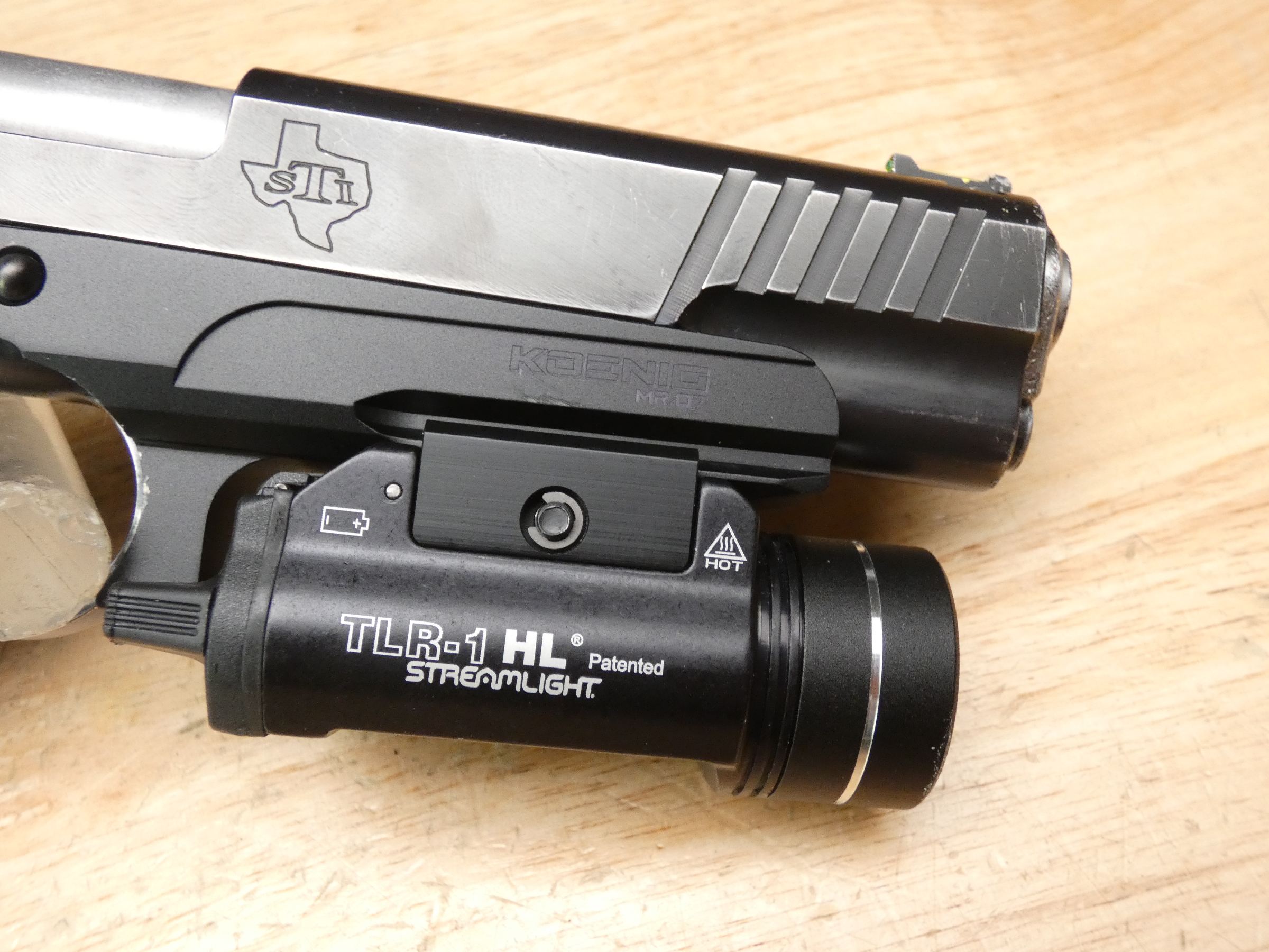 STI Trojan 1911 - .45 ACP - w/ KOENIG Rail & Streamlight - Competition-img-29