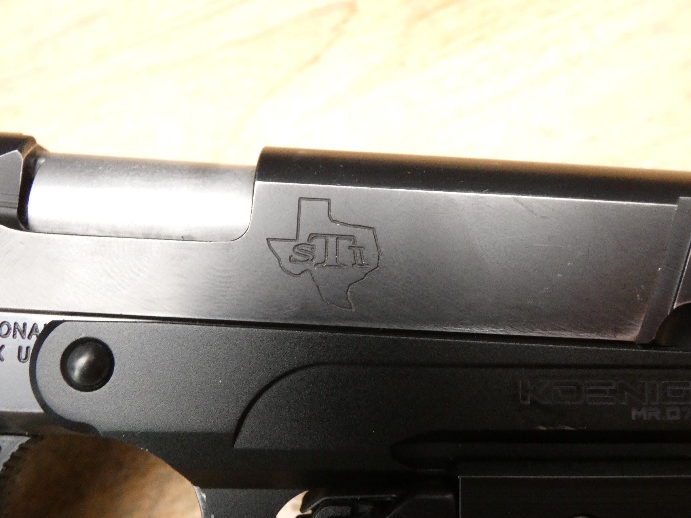 STI Trojan 1911 - .45 ACP - w/ KOENIG Rail & Streamlight - Competition-img-33