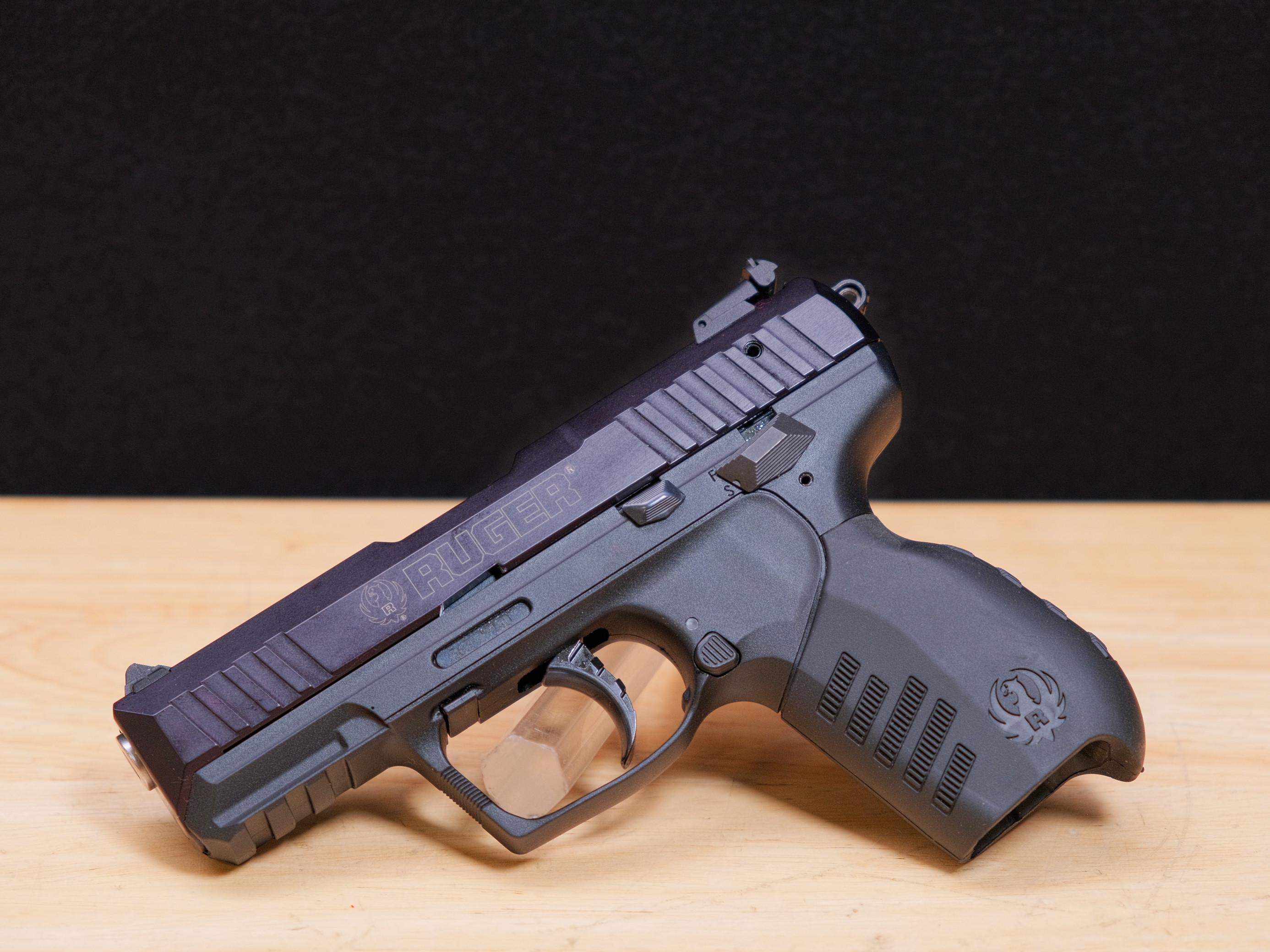 Ruger SR-22 - .22 LR - TWO MAGS - SR22 - CCW - Semi-Auto Plinker - MFG 2013-img-2