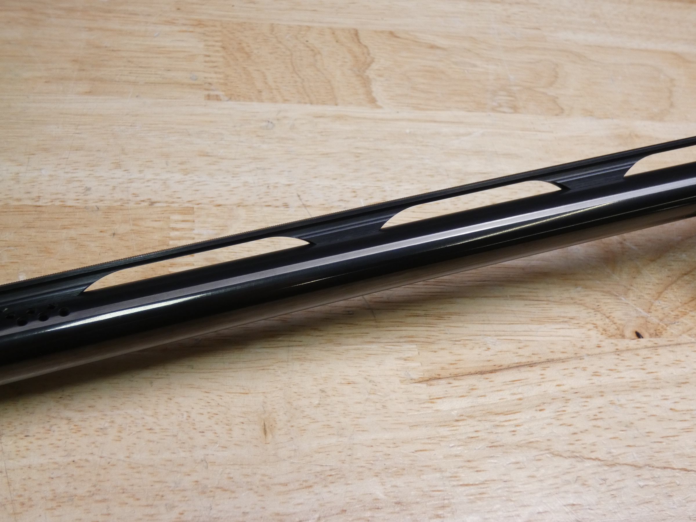Benelli Super Sport - 20 Gauge - Supersport - 28IN BBL - Light Weight XLNT!-img-3