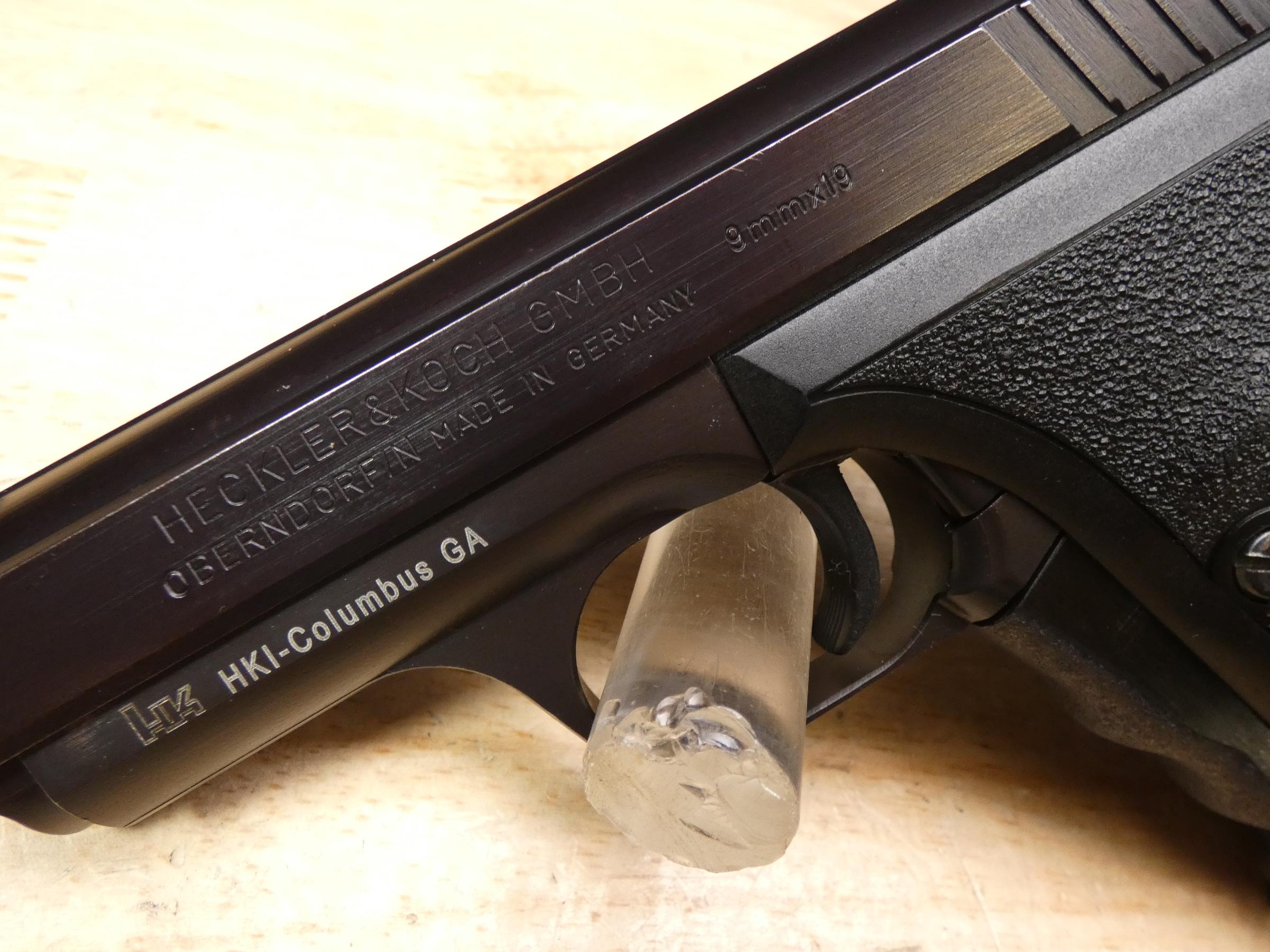HK P7 NDS - 9mm - German Police - Heckler & Koch - 1984 - w/ 2 Mags + Box-img-4