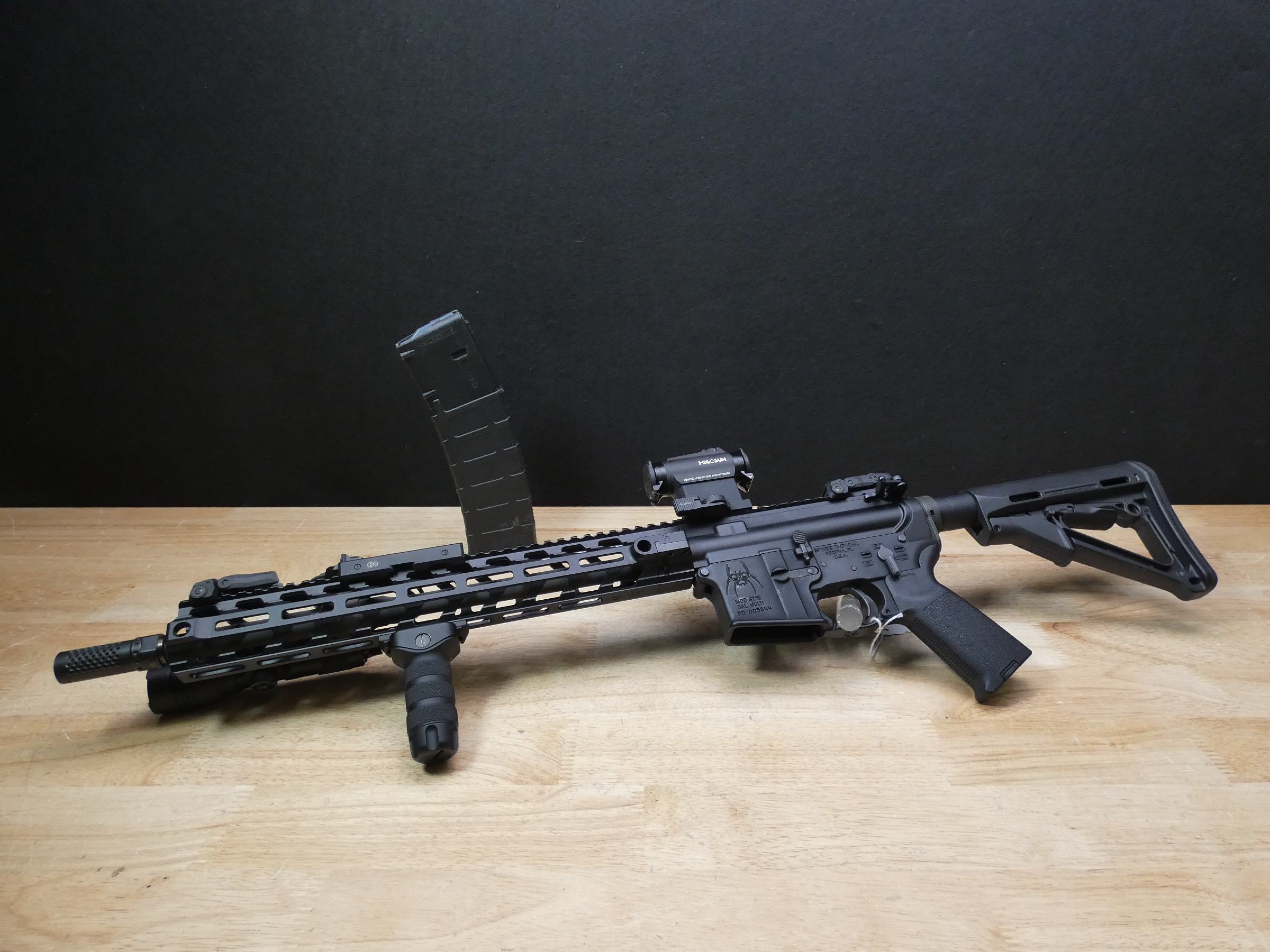 Spikes Tactical ST15 - 5.56 NATO - 14.5 BBL - Holosun - Troy - Streamlight-img-1