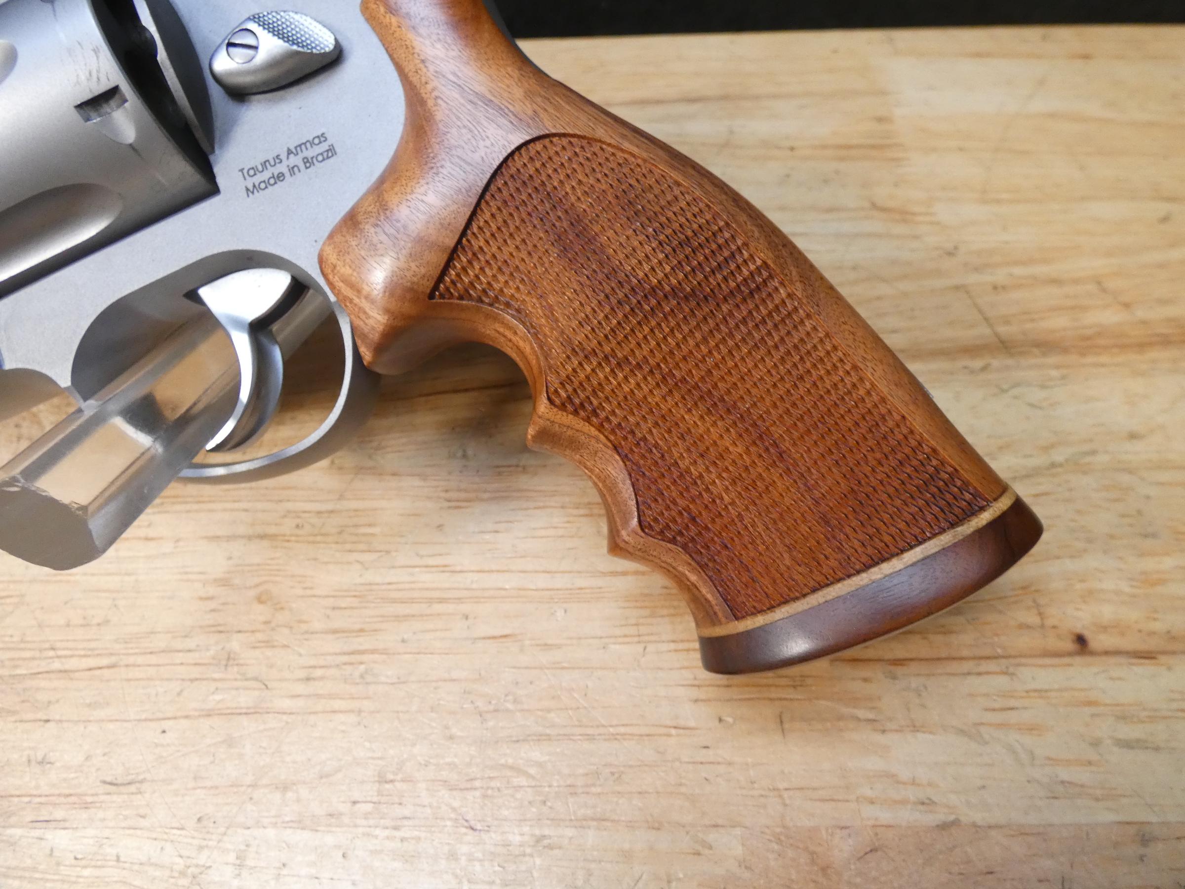 Taurus  M44 Matte Stainless - .44 Mag - w/ OG Box - 6.5in Ported BBL - 44-img-6