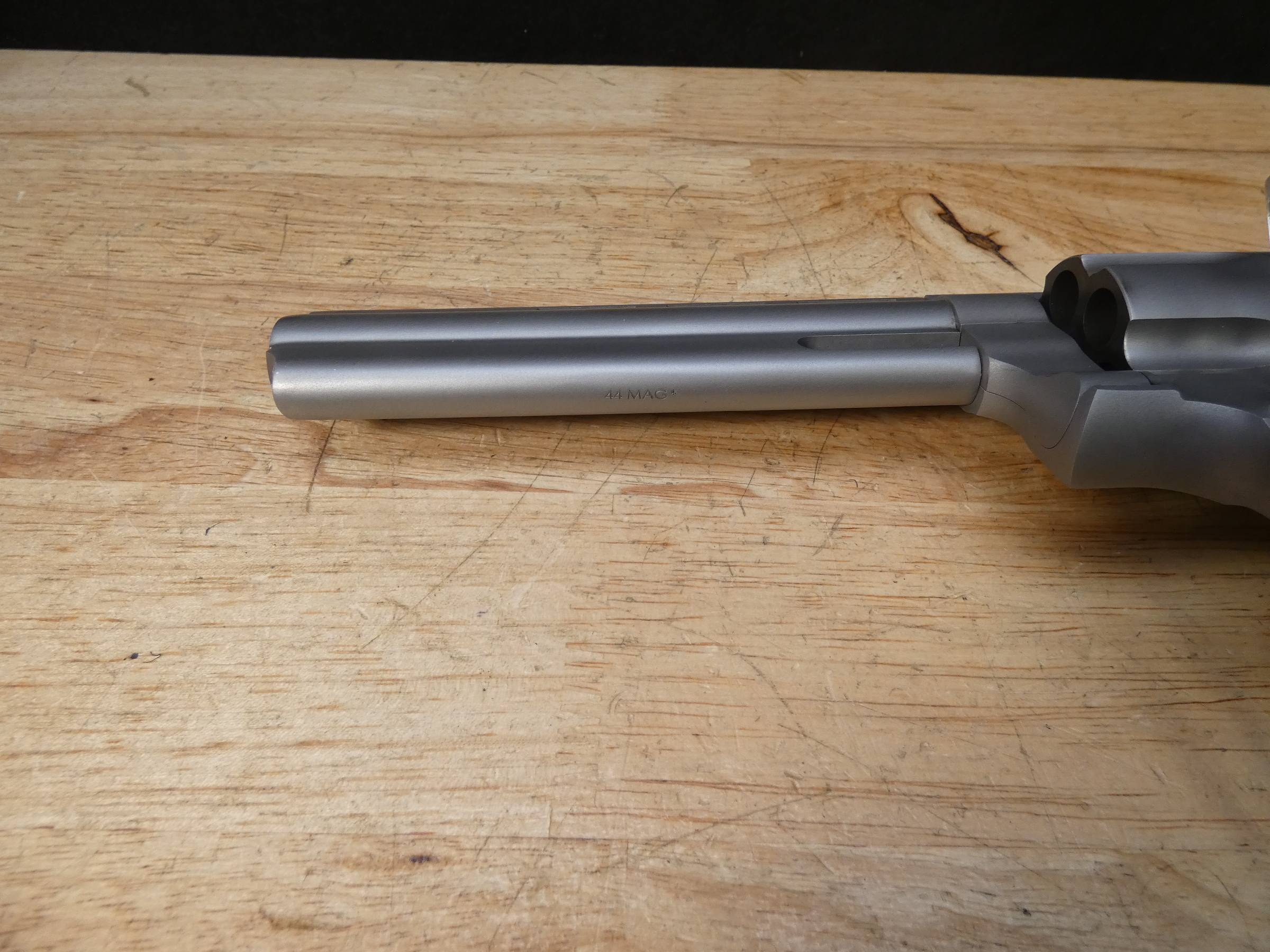 Taurus  M44 Matte Stainless - .44 Mag - w/ OG Box - 6.5in Ported BBL - 44-img-9