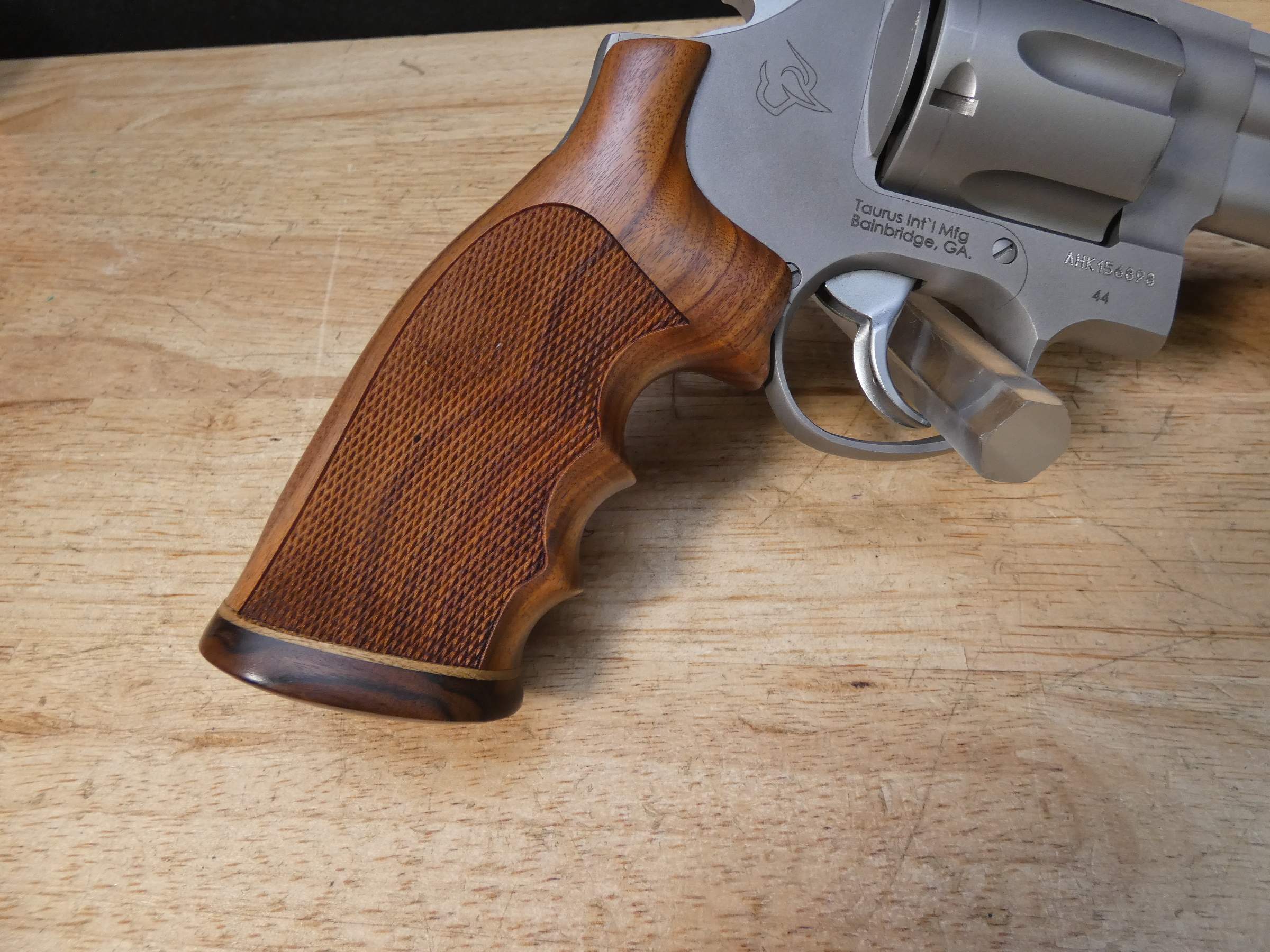 Taurus  M44 Matte Stainless - .44 Mag - w/ OG Box - 6.5in Ported BBL - 44-img-11