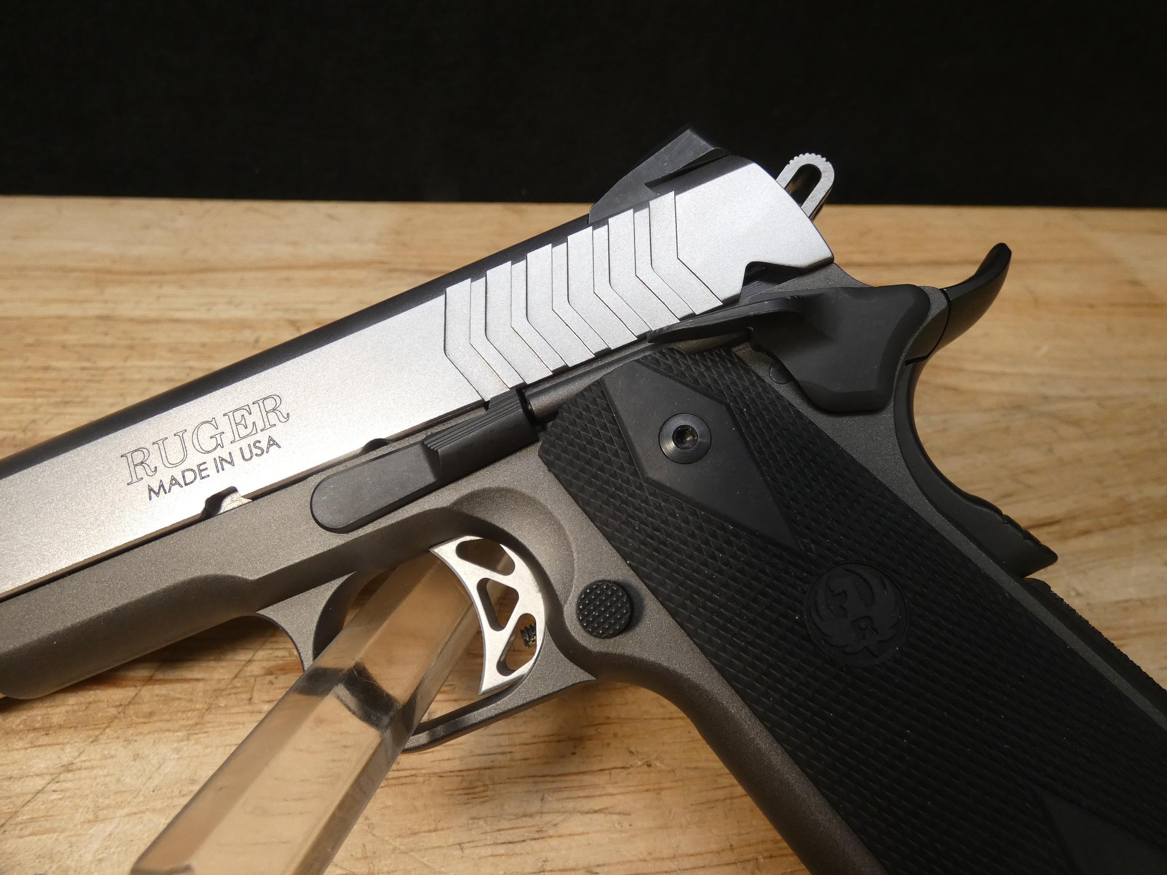 Ruger SR1911 - 9mm Luger - MFG 2026 - w/ 3 Mags & Case - SR 1911 - LOOK!-img-6