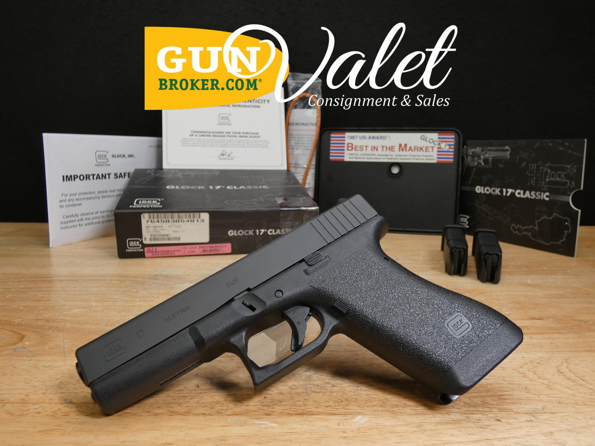 Glock 17 Gen 1 Classic - 9mm - Tupperware Case - New Production - Collector-img-0