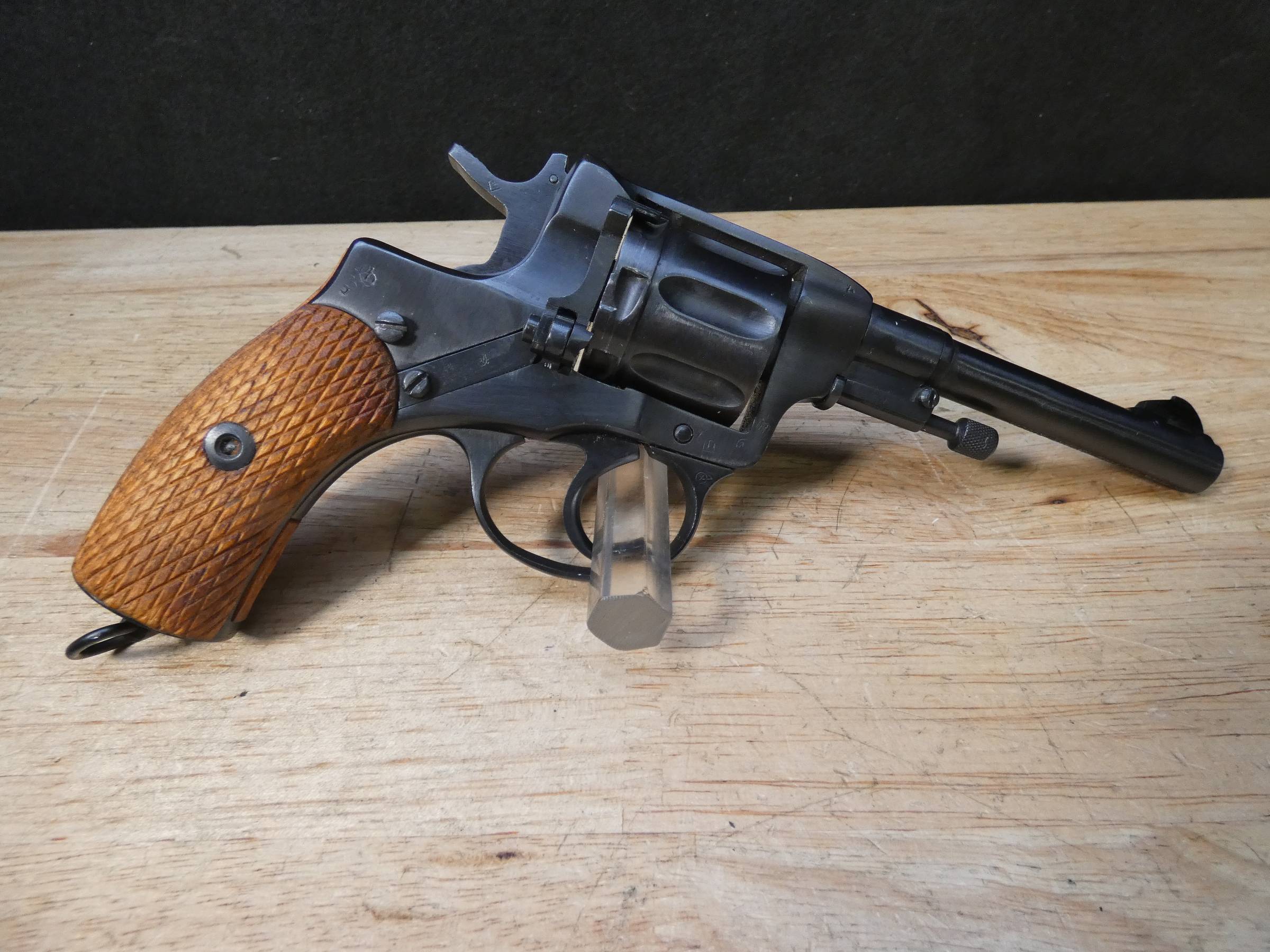 Soviet M1895 Nagant - 7.62 Nagant - w/ Holster - MFG 1937 - Comrade Classic-img-3