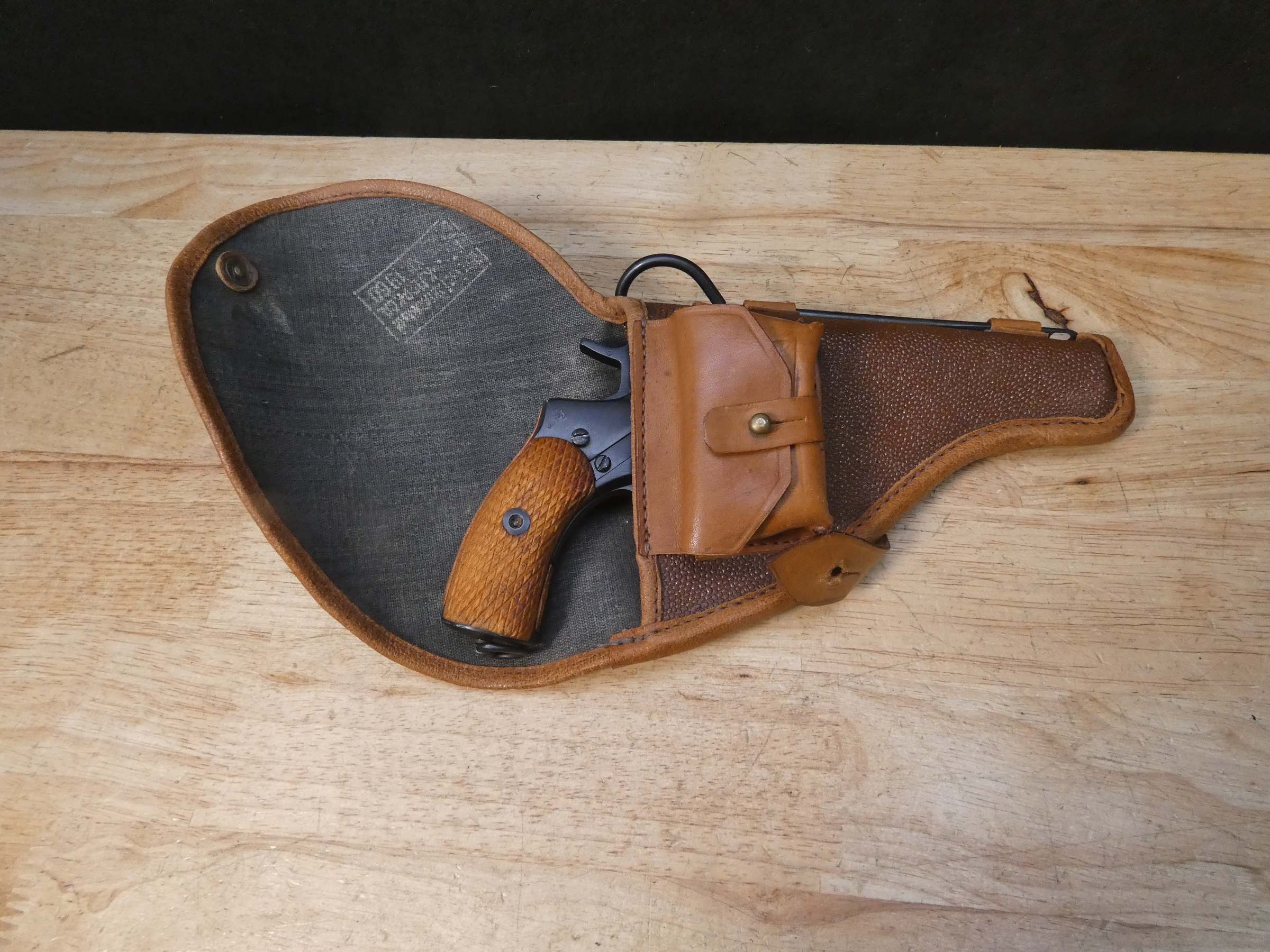 Soviet M1895 Nagant - 7.62 Nagant - w/ Holster - MFG 1937 - Comrade Classic-img-25