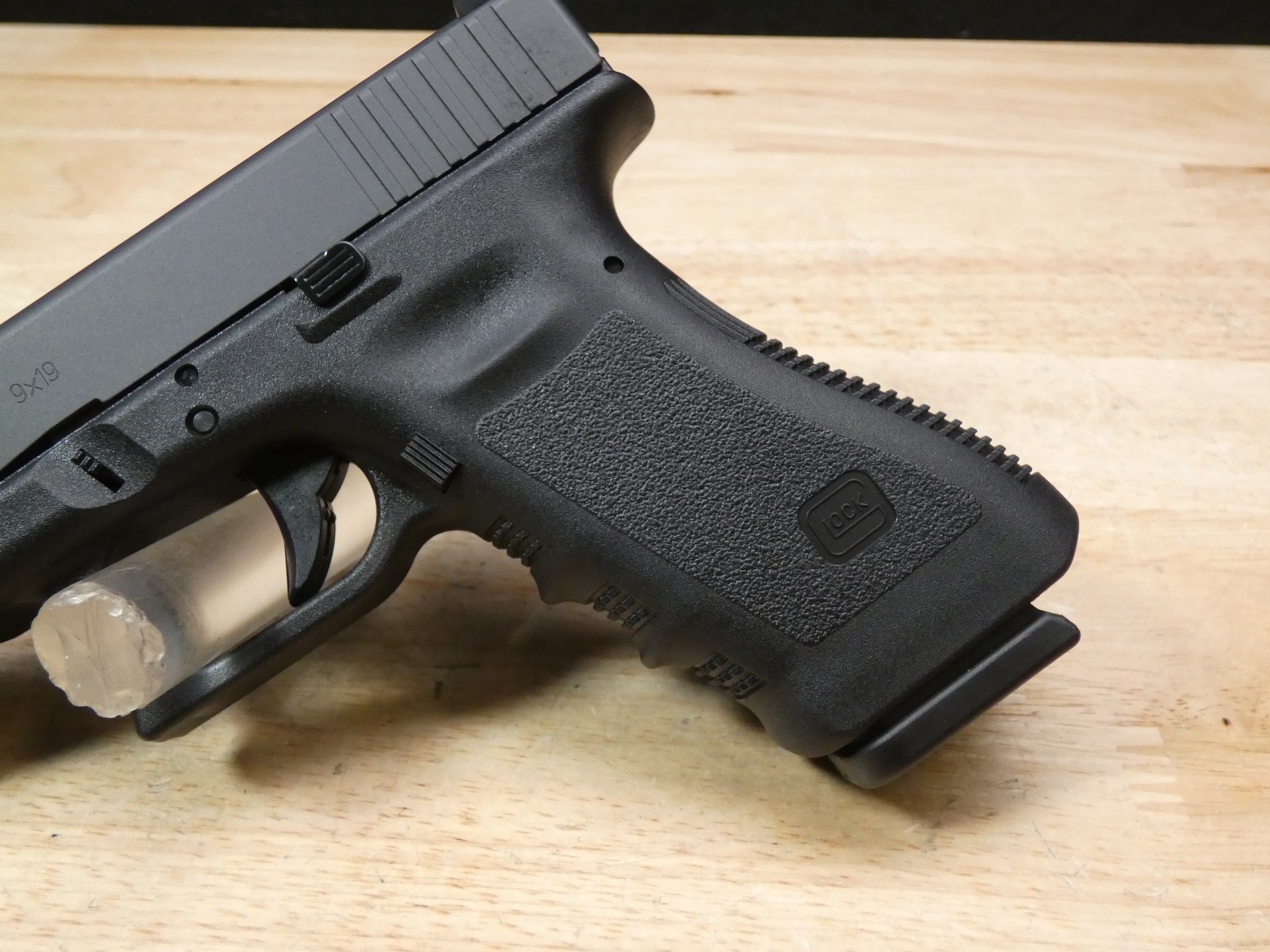 Glock 17C Gen 3 - 9mm - G17C - G17 Gen3 - XLNT w/ OG Case & MORE - C-img-4