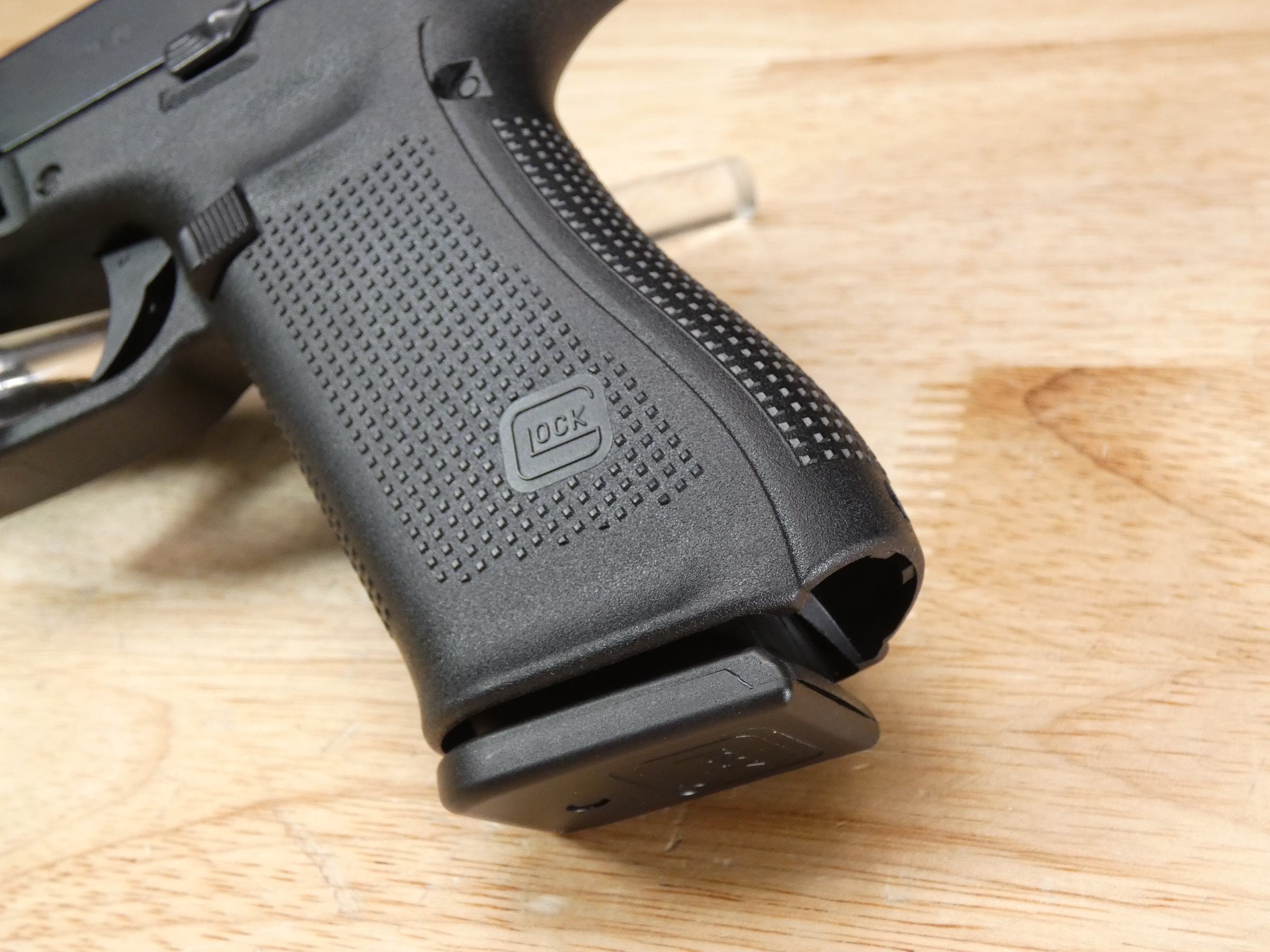 Glock 17L Gen 5 MOS - 9mm - w/ OG Case & Aimpoint Acro P-2 - C-img-8