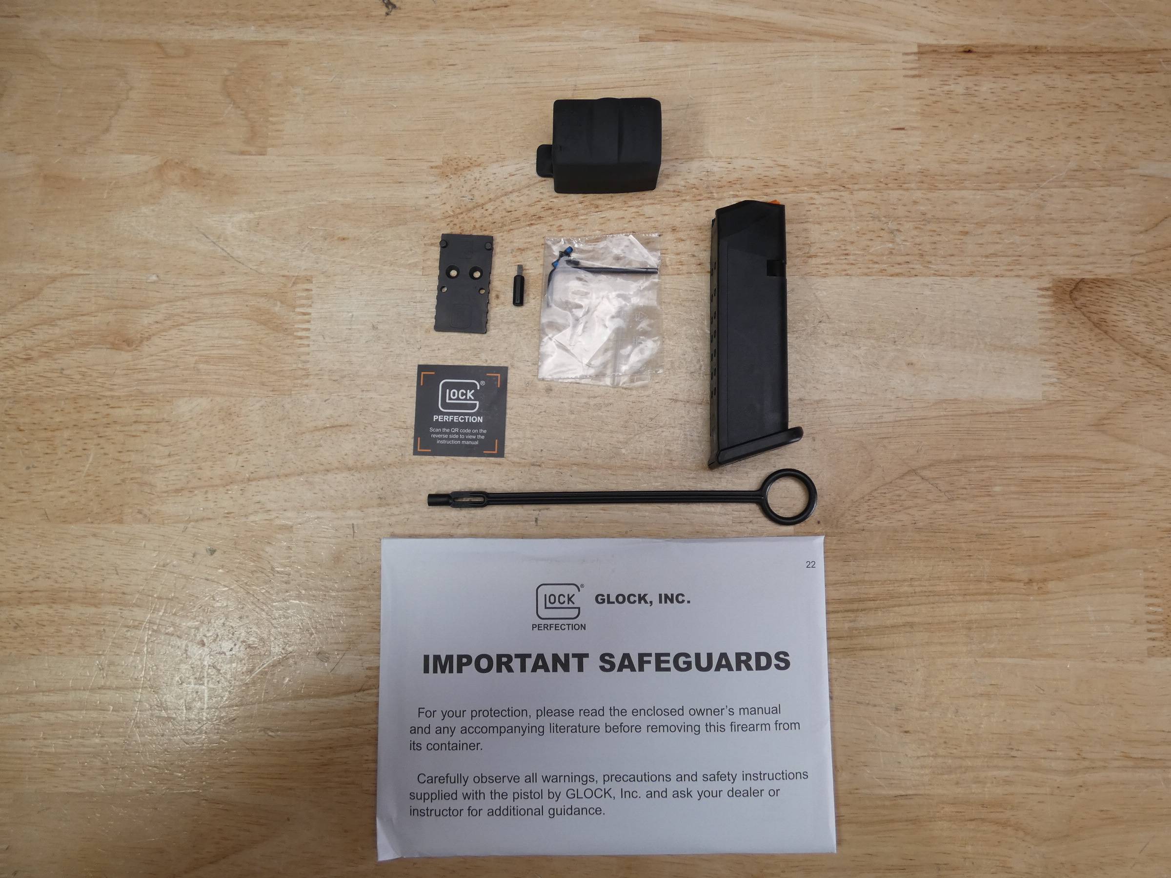 Glock 17L Gen 5 MOS - 9mm - w/ OG Case & Aimpoint Acro P-2 - C-img-24