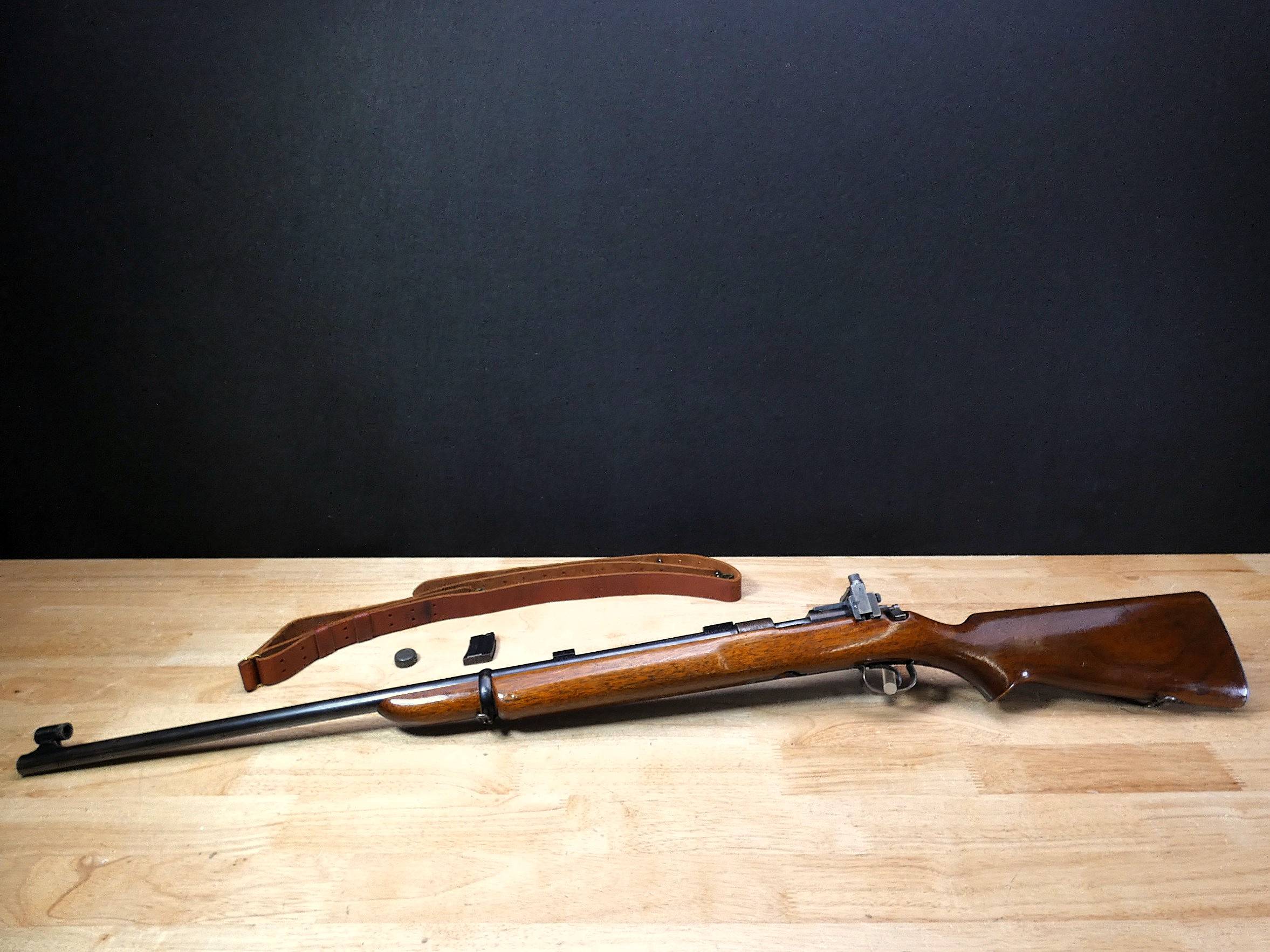 Winchester Model 52 - .22 LR - 28in Heavy Barrel - Target HB - MFG 1931 - C-img-1