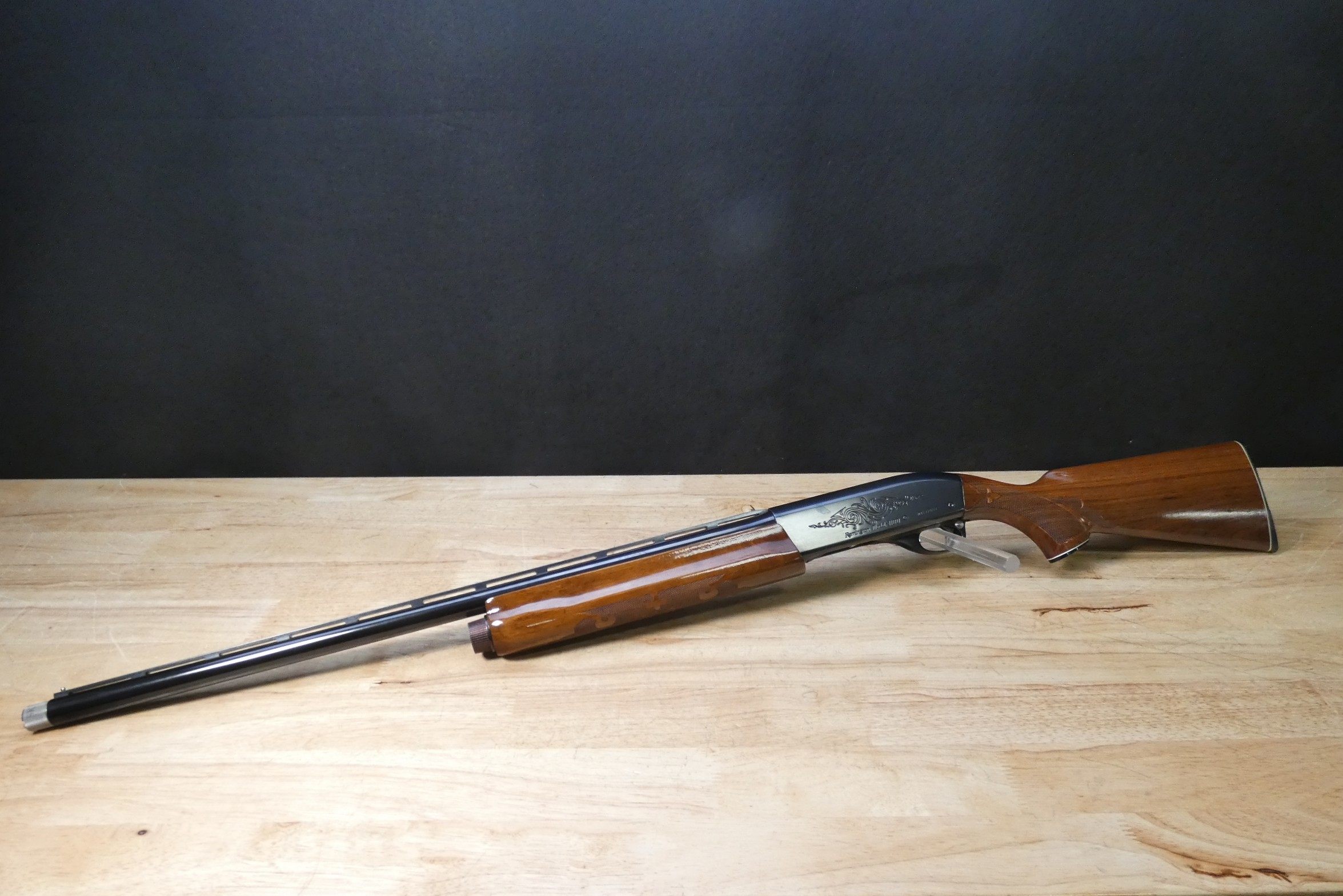 Remington Model 1100 - 12 Gauge - Classic Upland Semi Auto - C-img-1