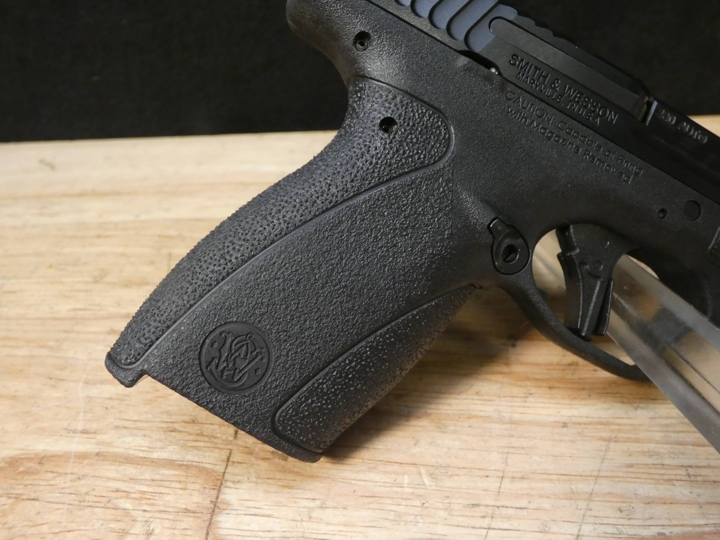Smith & Wesson Bodyguard 2.0 - .380 ACP - S&W BG380 M2.0 - OG Box & MORE-img-11