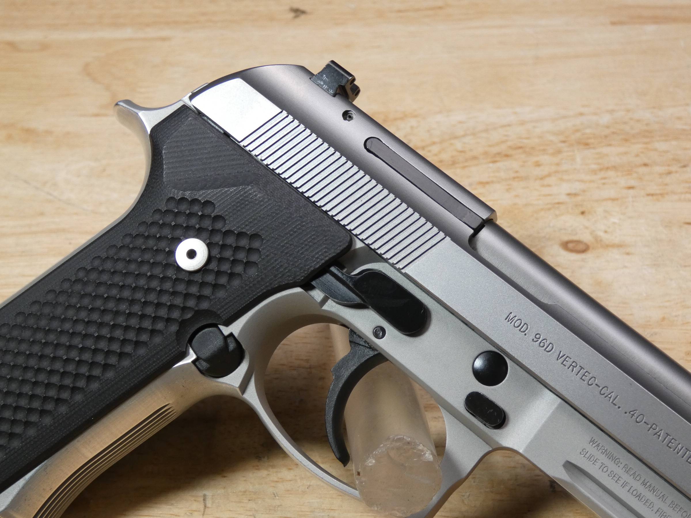 RARE Beretta 96D Vertec Inox - .40 S&W - Stainless 96 D w/ Mags - 2004 - C-img-11