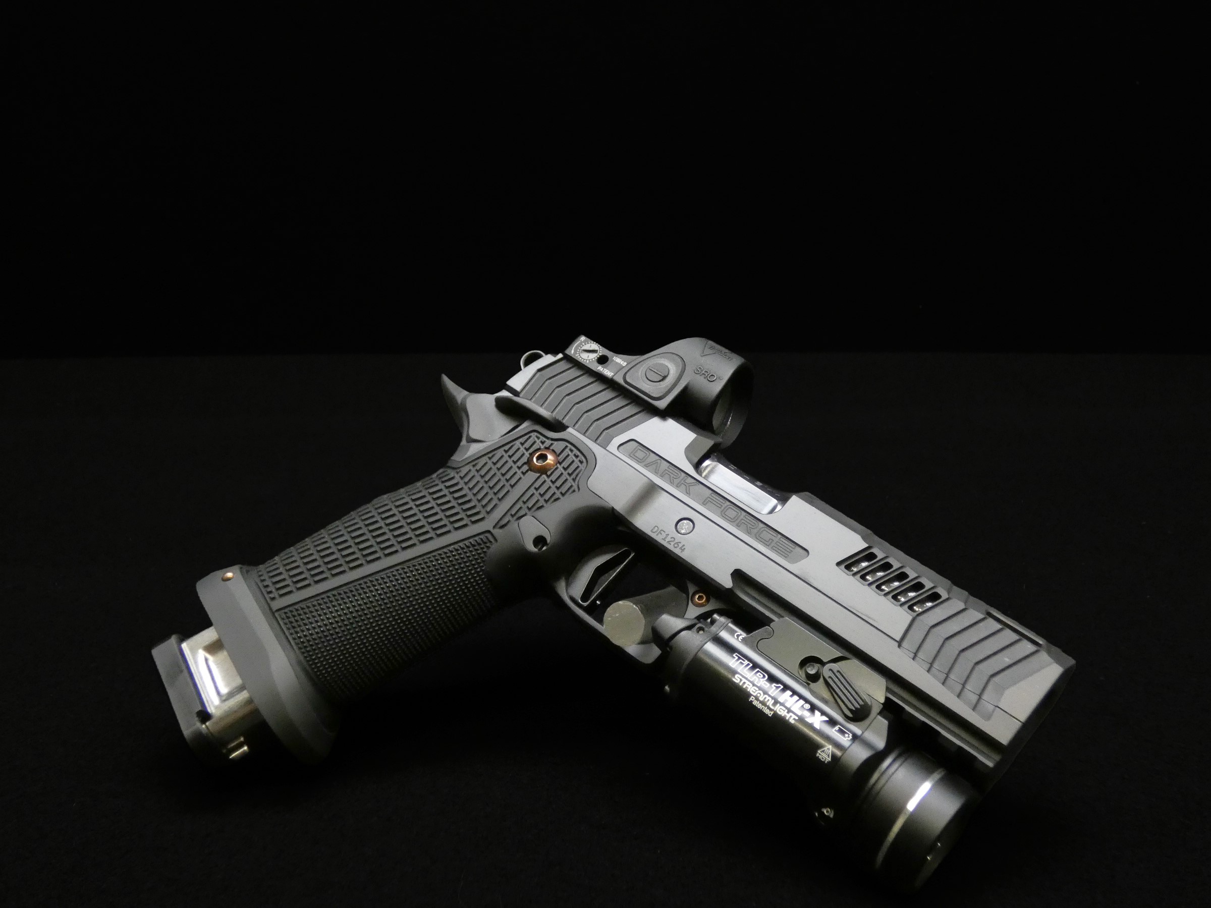 SCARCE Dark Forge Wraith 2011 - 9mm - w/ Trijicon SRO & Streamlight TLR - C-img-1