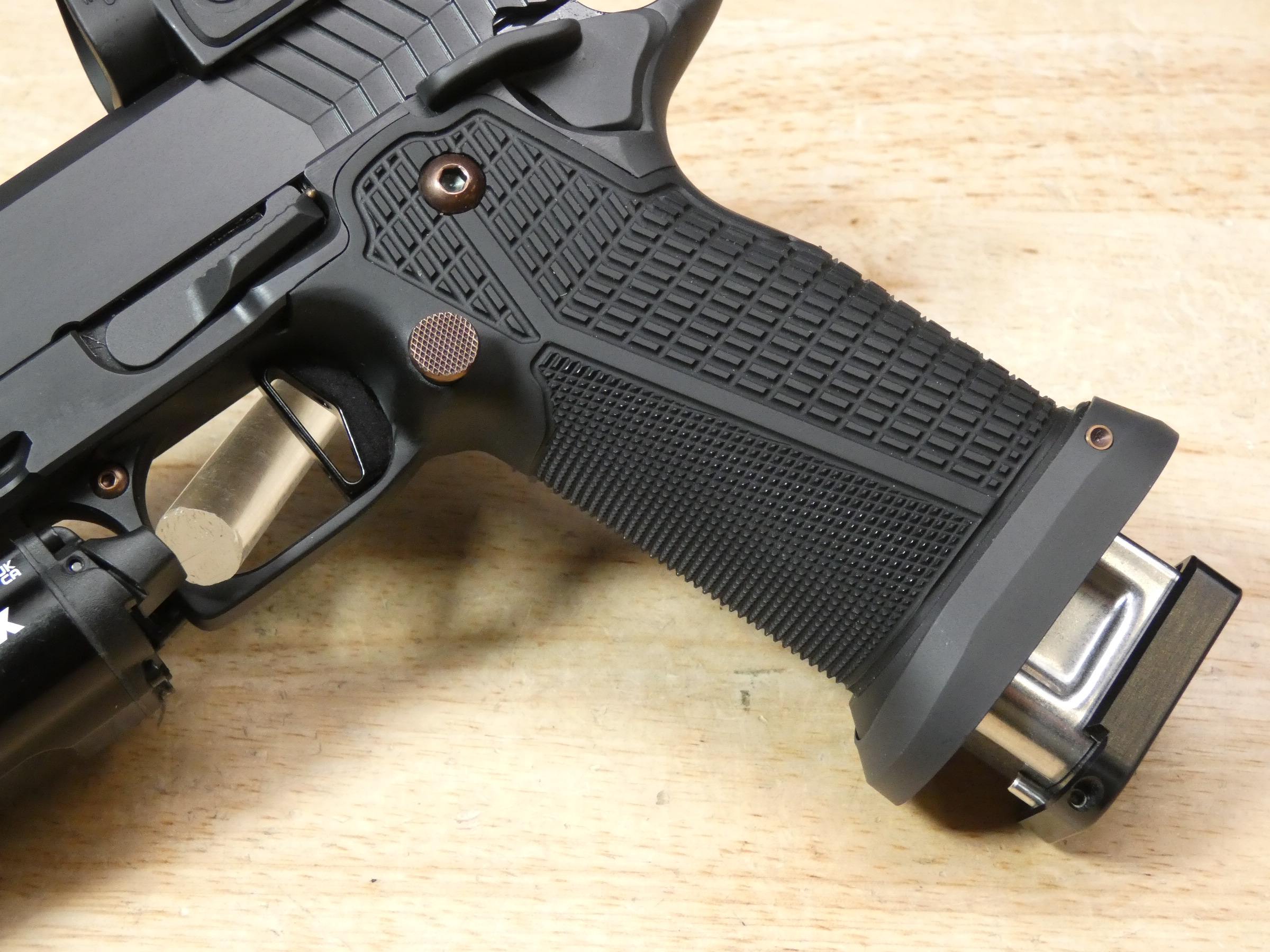 SCARCE Dark Forge Wraith 2011 - 9mm - w/ Trijicon SRO & Streamlight TLR - C-img-6