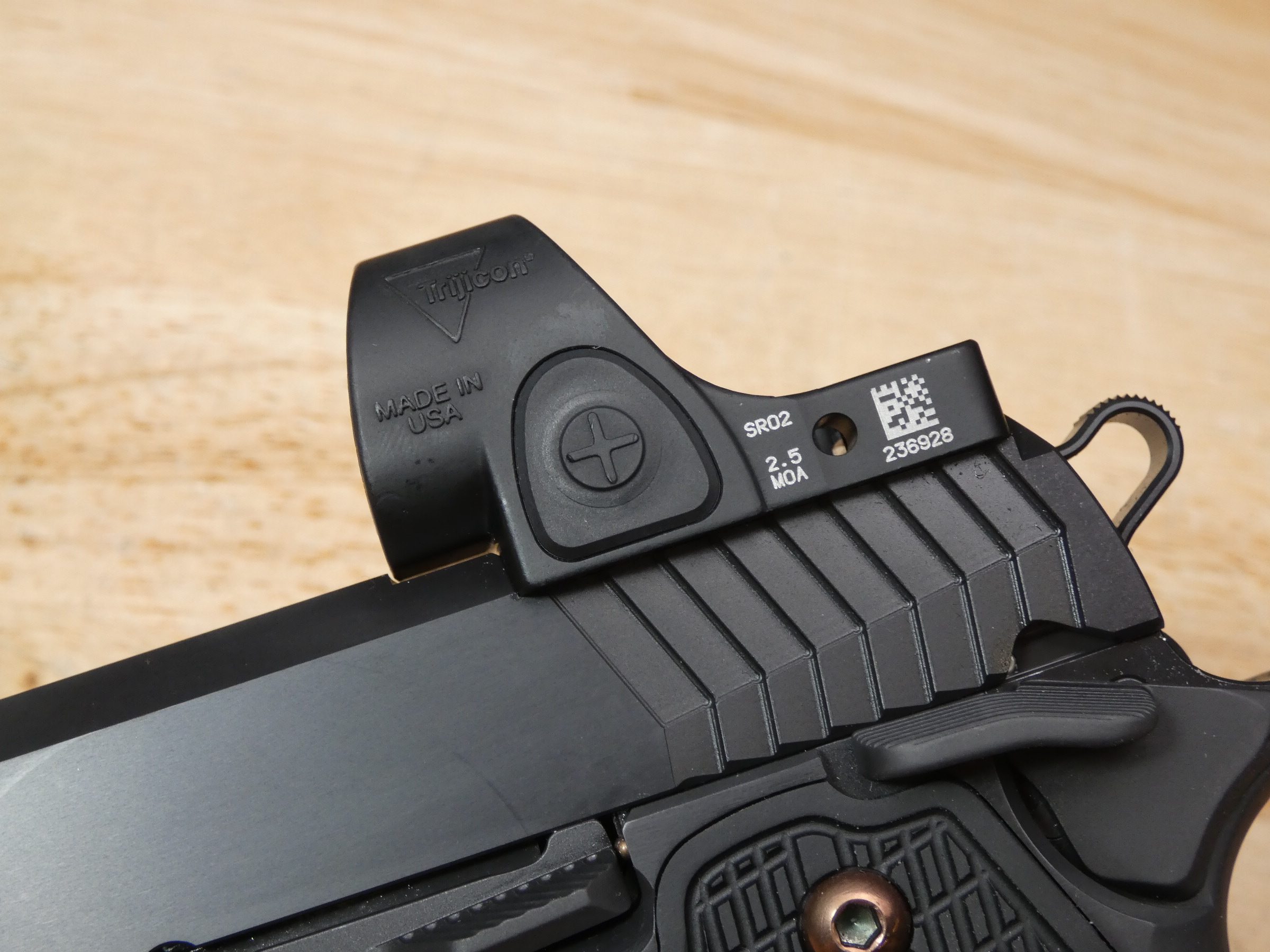 SCARCE Dark Forge Wraith 2011 - 9mm - w/ Trijicon SRO & Streamlight TLR - C-img-24