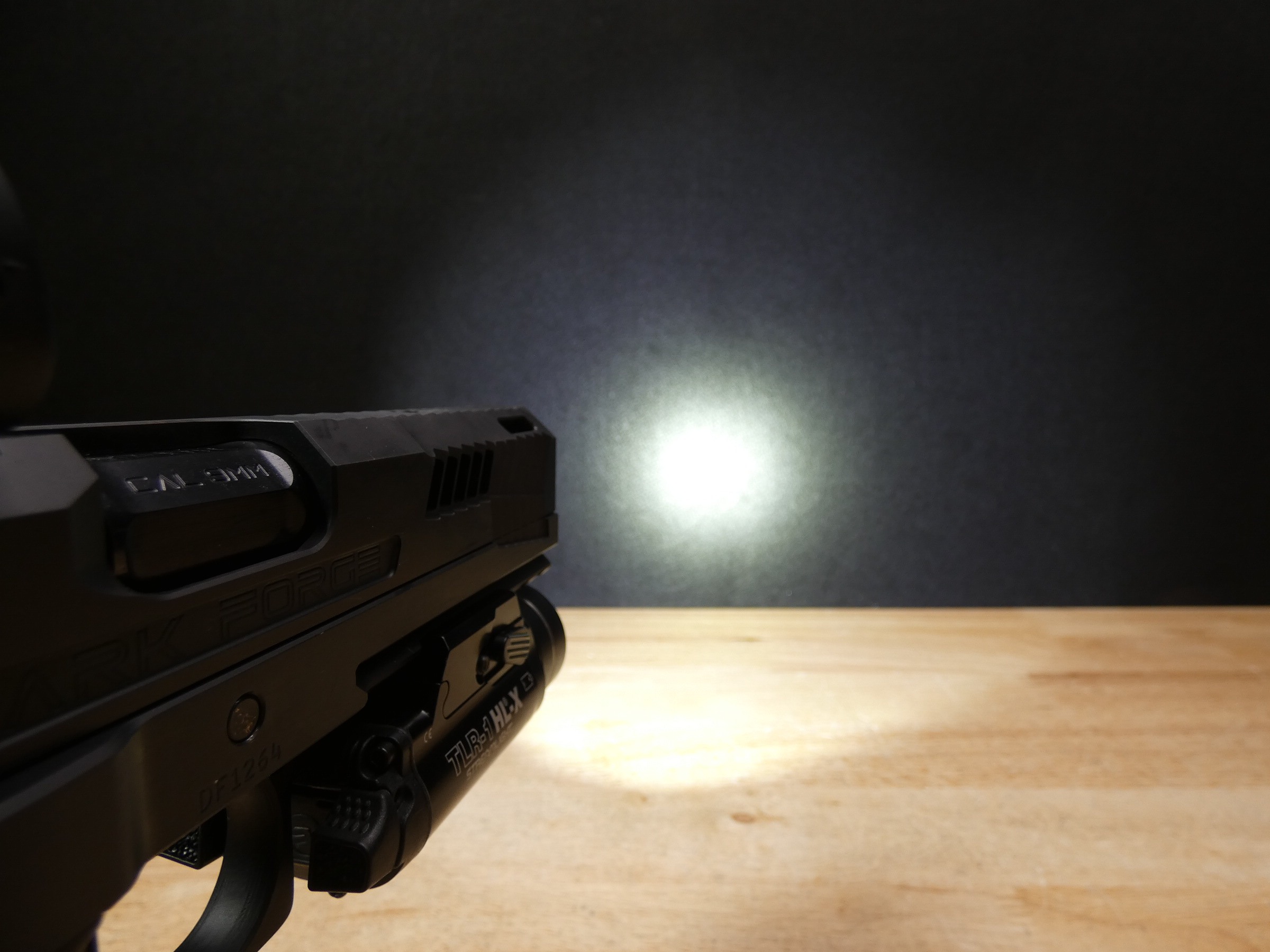 SCARCE Dark Forge Wraith 2011 - 9mm - w/ Trijicon SRO & Streamlight TLR - C-img-27