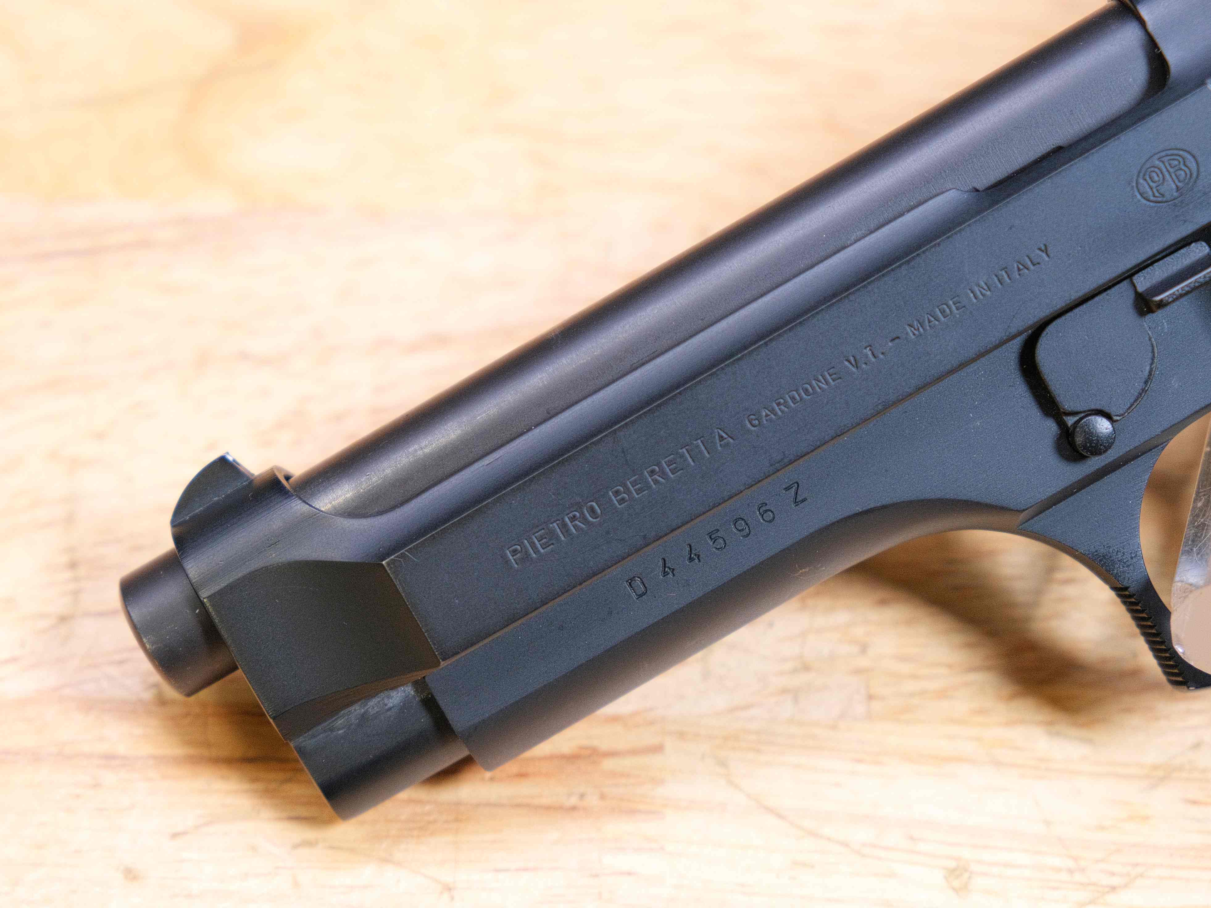 Beretta 92F - 9mm - 92 F - M9 - NICE w/ OG Case & 2 Mags - MFG 1988 - C-img-4