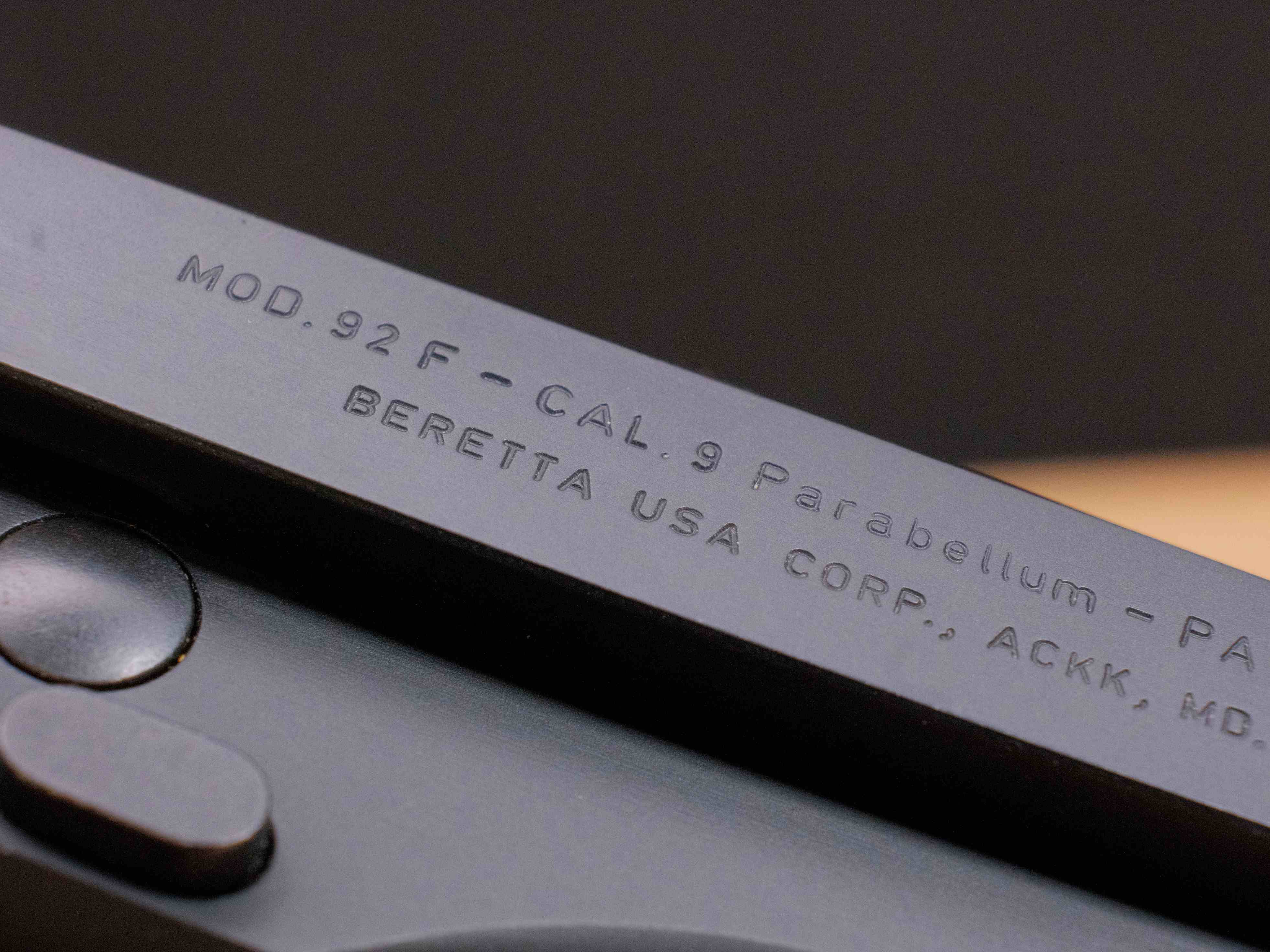 Beretta 92F - 9mm - 92 F - M9 - NICE w/ OG Case & 2 Mags - MFG 1988 - C-img-29