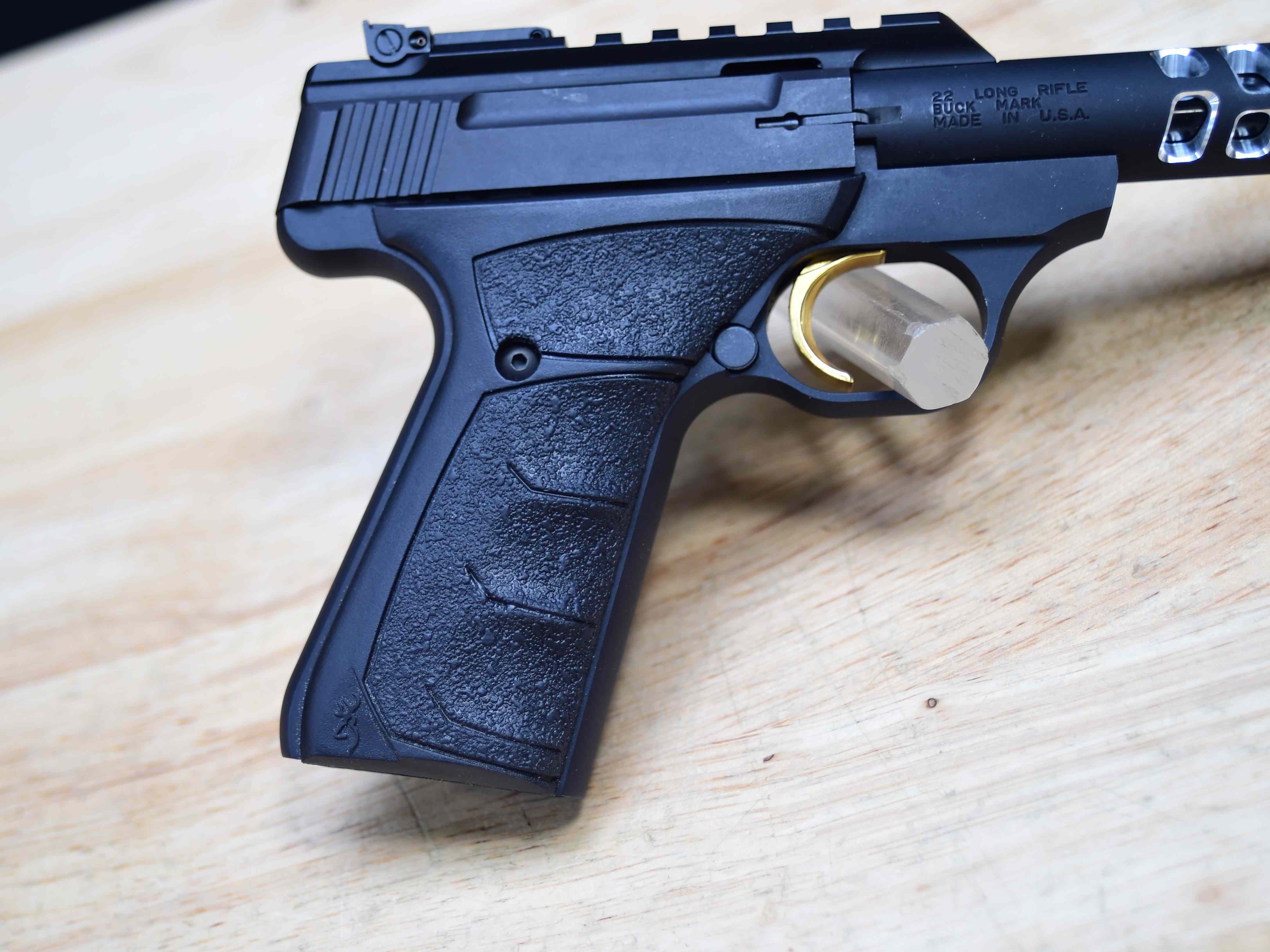 Browning Buckmark Vision UFX - .22 LR - w/ Soft Case & Mags - Buck Mark -C -img-13