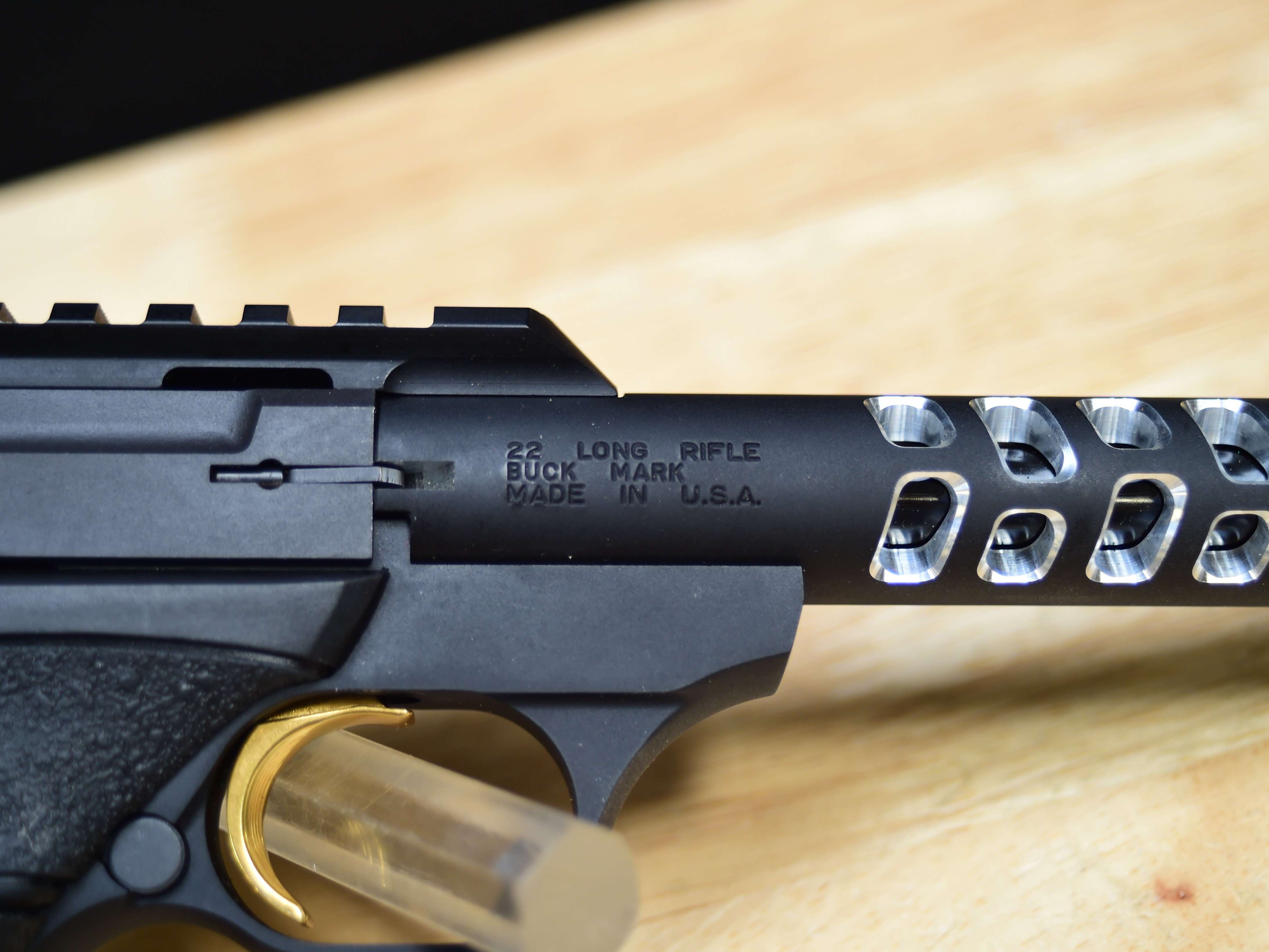 Browning Buckmark Vision UFX - .22 LR - w/ Soft Case & Mags - Buck Mark -C -img-22