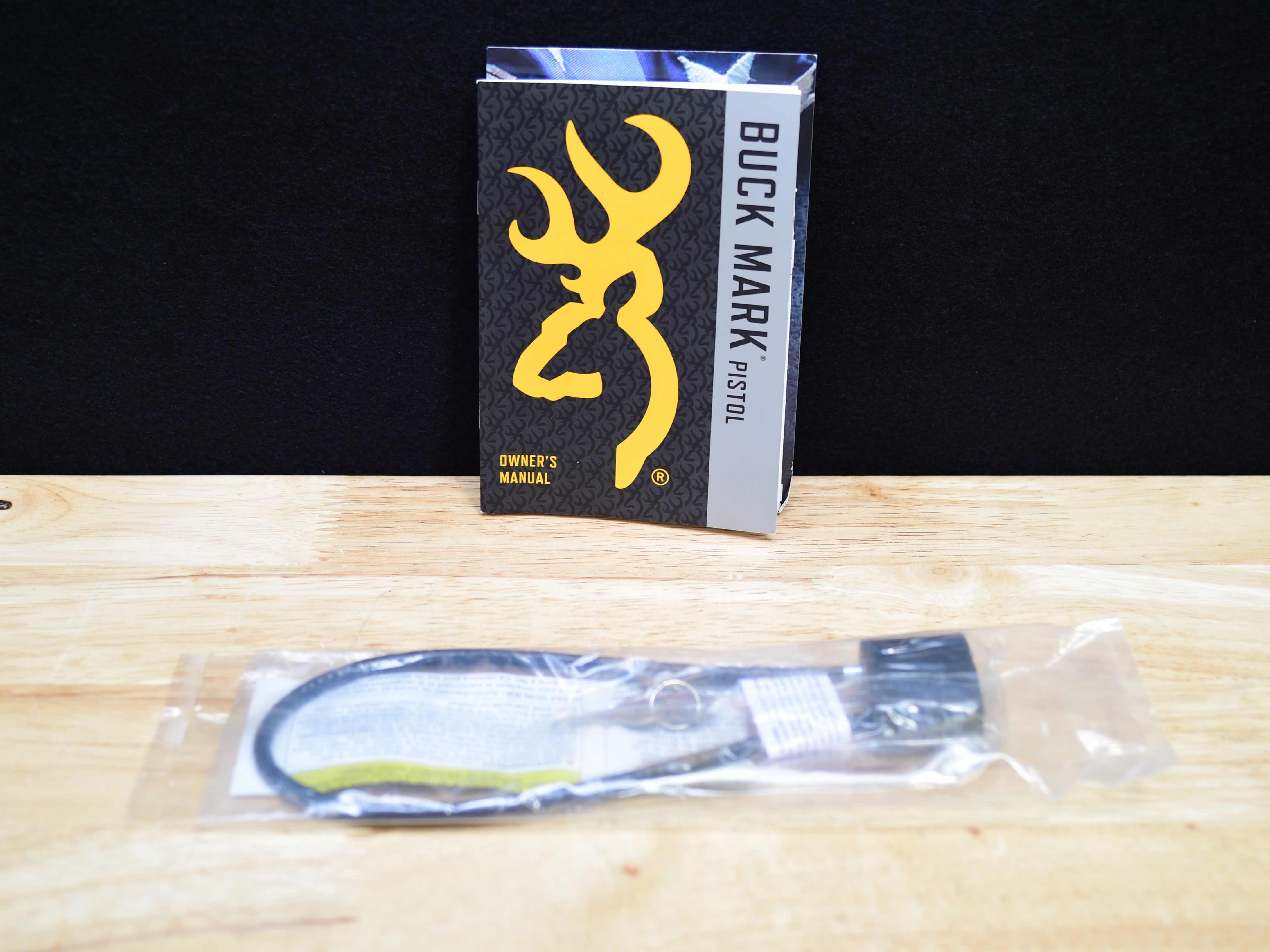 Browning Buckmark Vision UFX - .22 LR - w/ Soft Case & Mags - Buck Mark -C -img-24