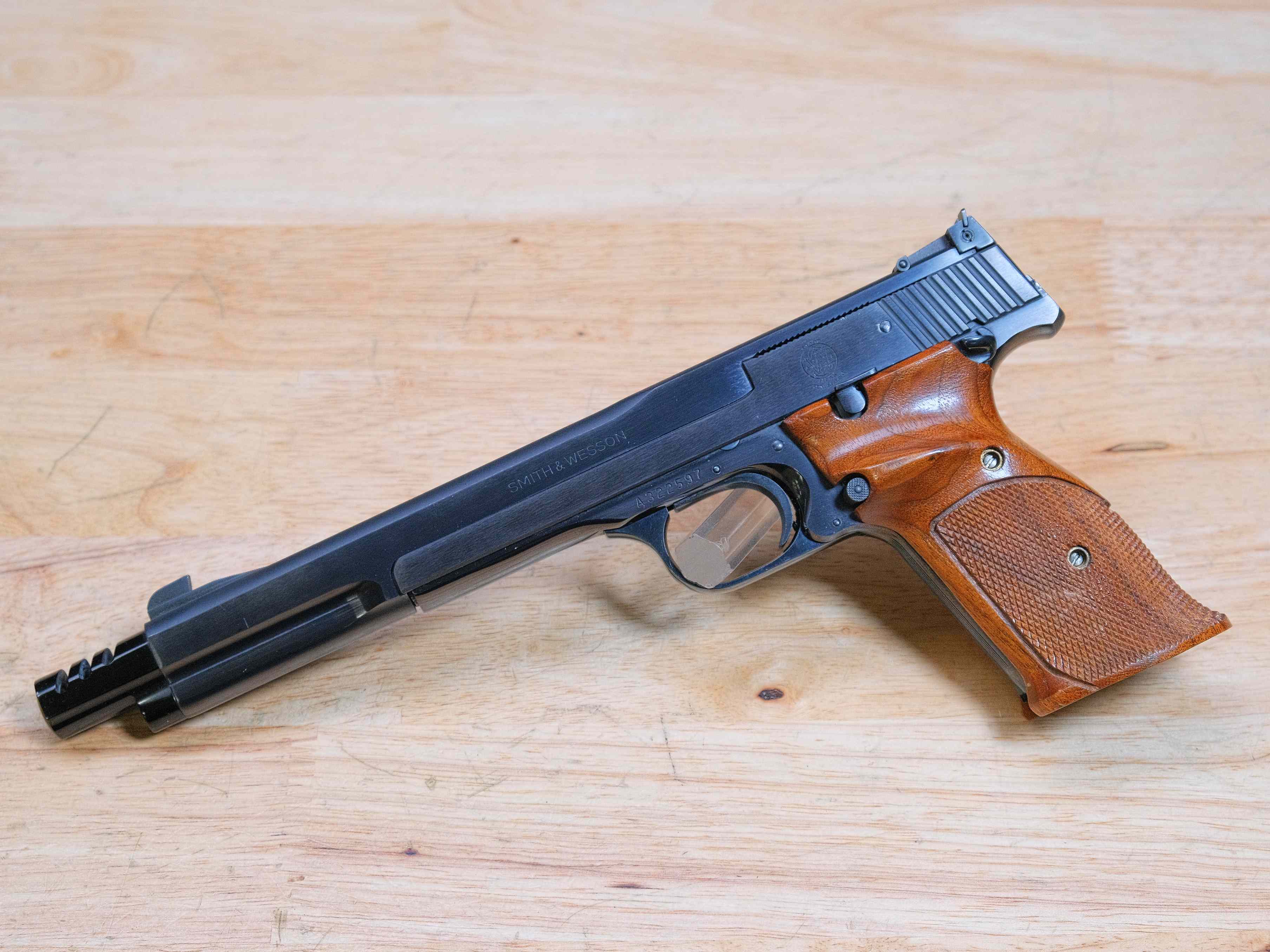 Smith & Wesson Model 41 - .22 LR - S&W Target 22 - Original Box! - C-img-3
