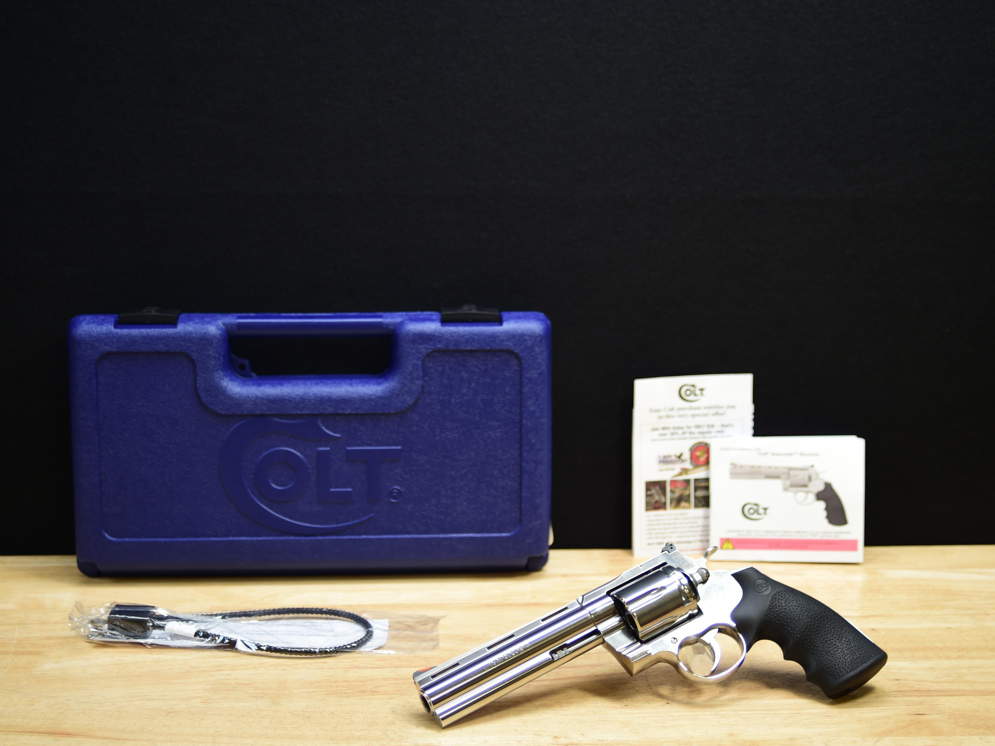 Colt Anaconda - .44 Mag - w/ OG Case - XLNT Snake Gun - New Production - C-img-1