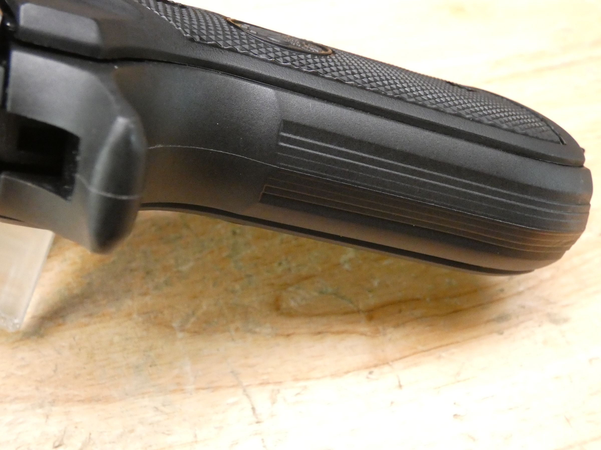 Beretta M9 22 - .22 LR - w/ Case & Mag! - MFG 2021 - Tactical Plinker 92-img-14