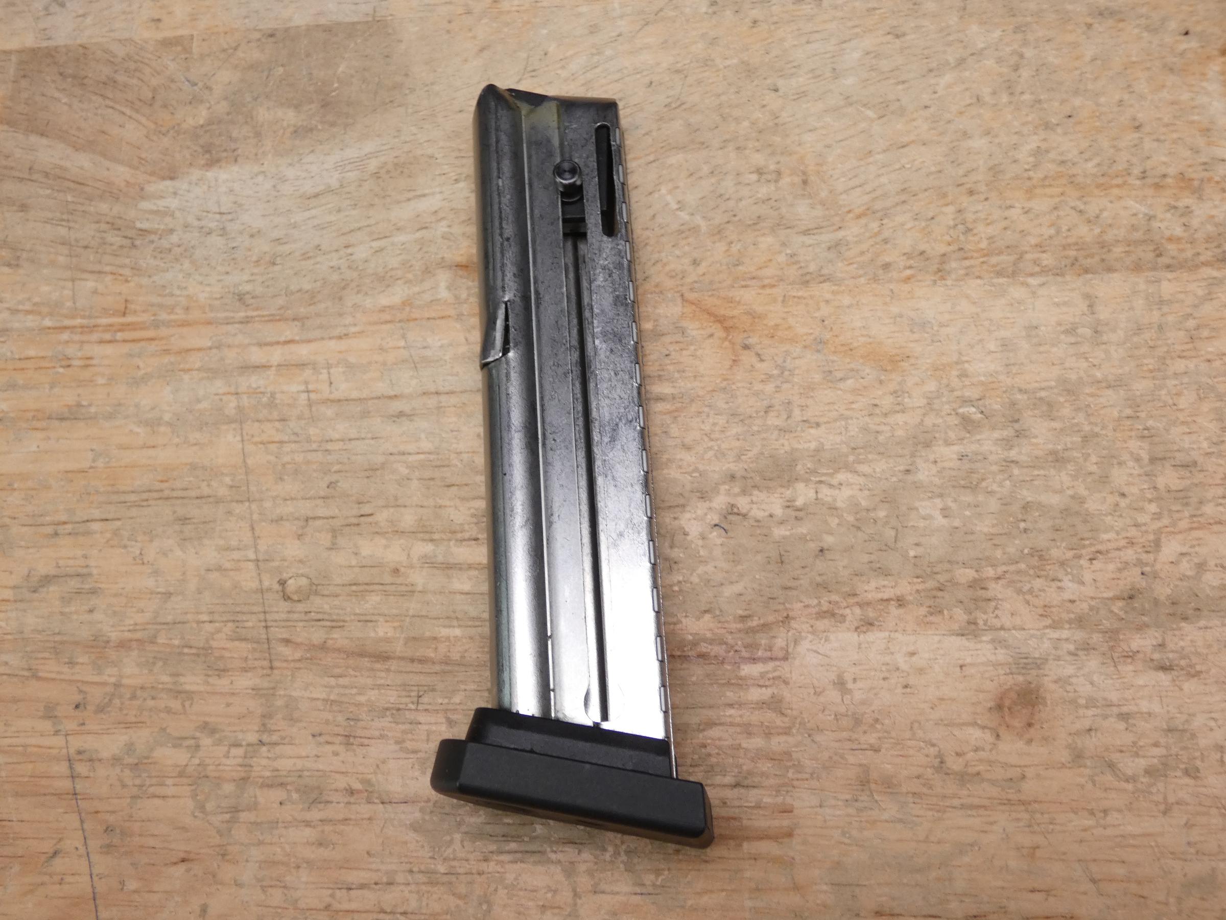 Beretta M9 22 - .22 LR - w/ Case & Mag! - MFG 2021 - Tactical Plinker 92-img-35