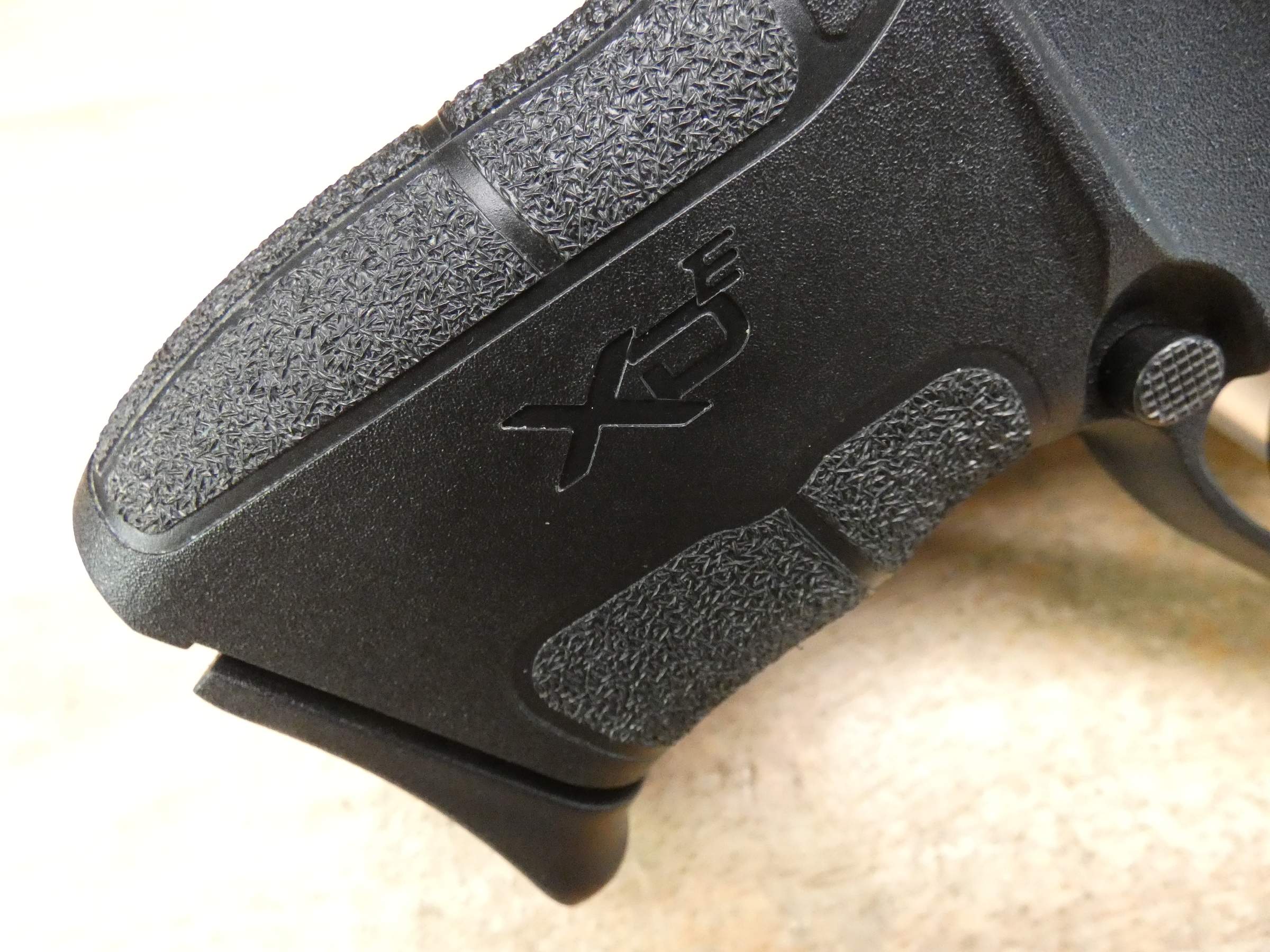 Springfield XDE-9 3.3 - 9mm - Case & 2 Mags - XDE9 - Compact XD - CCW-img-24