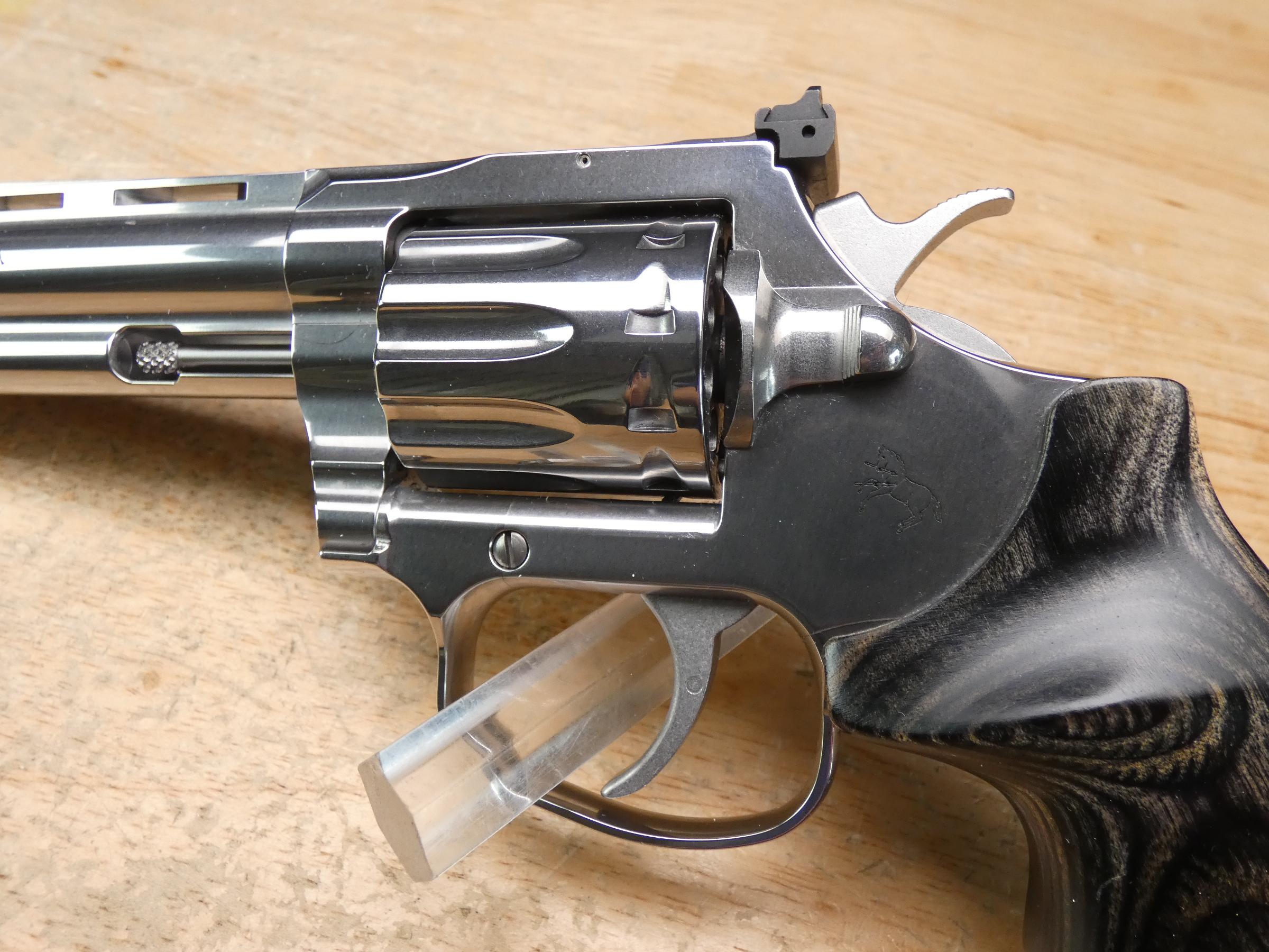 Colt King Cobra - .22 LR - 6IN BBL - 10-Shot - Stainless - Model D-img-5