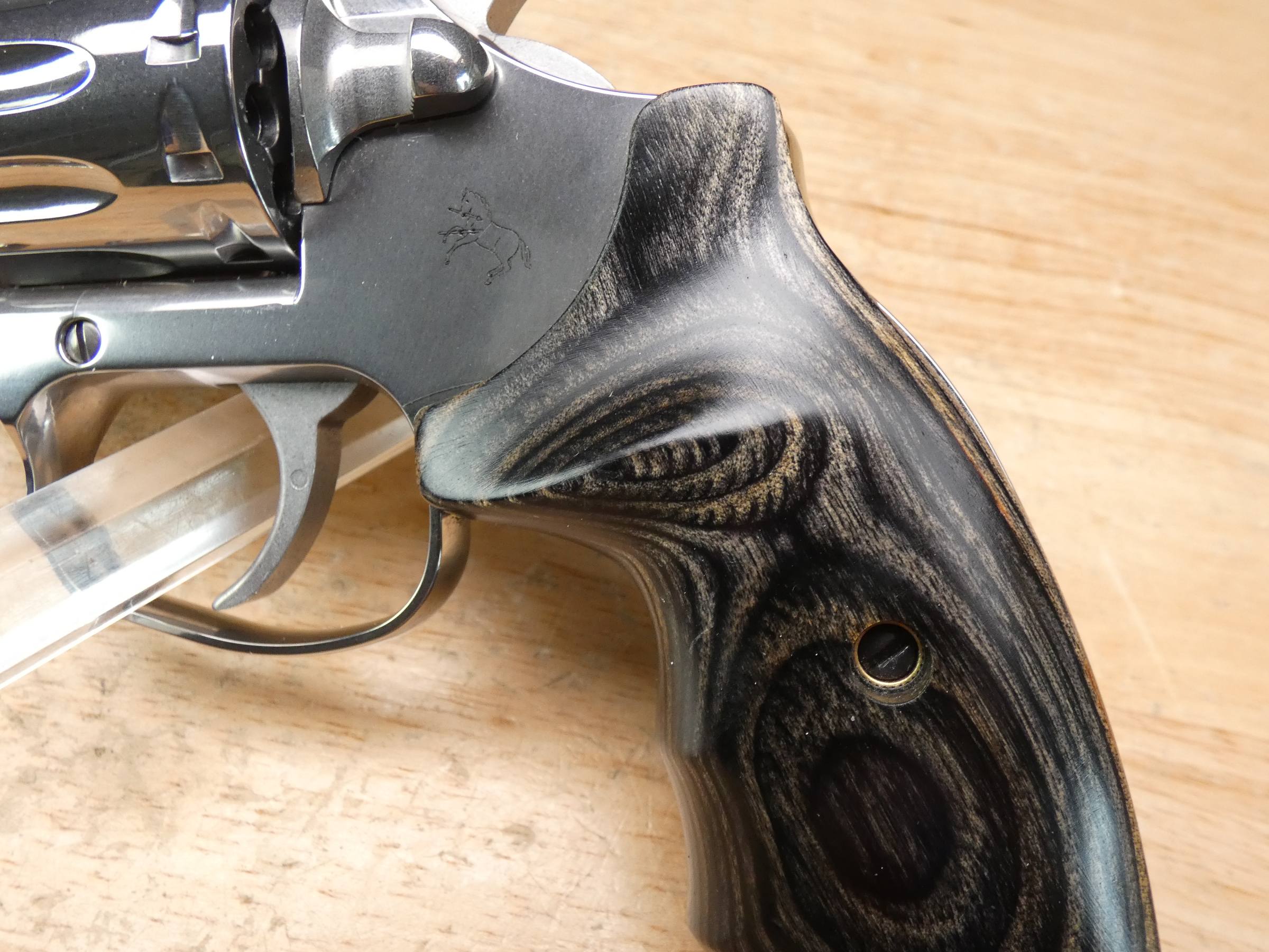 Colt King Cobra - .22 LR - 6IN BBL - 10-Shot - Stainless - Model D-img-6