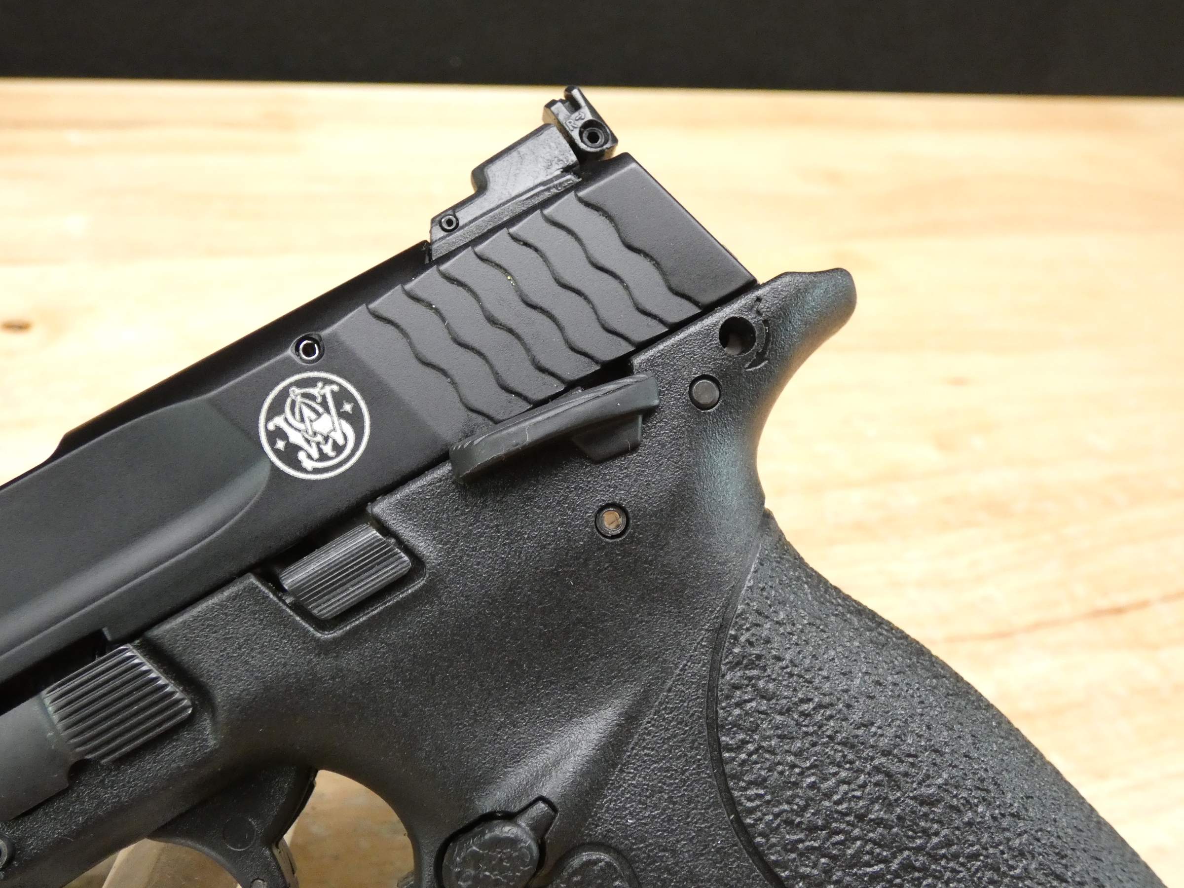 Smith & Wesson M&P22 Compact - .22 LR - S&W M&P 22 - w/ Mag!-img-6