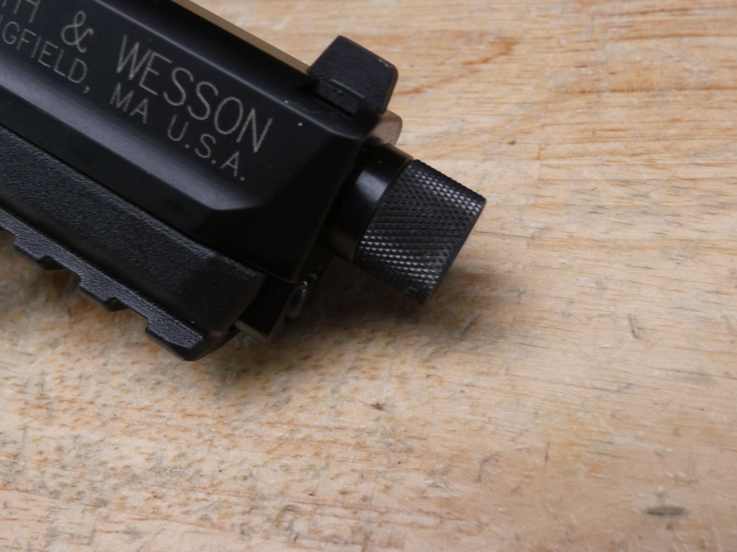 Smith & Wesson M&P22 Compact - .22 LR - S&W M&P 22 - w/ Mag!-img-28