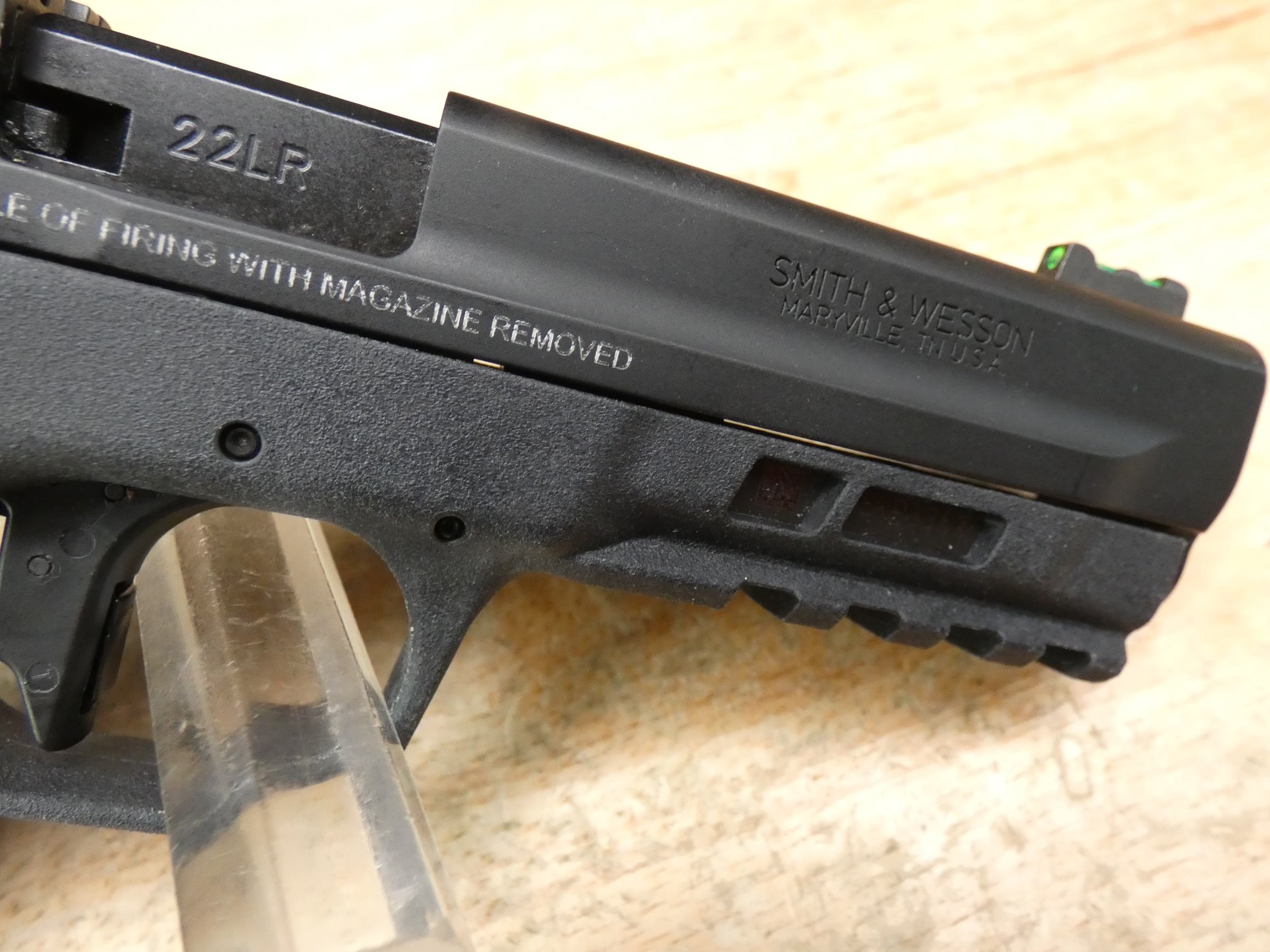 Smith & Wesson M&P 22X - .22 LR - S&W M&P 22 - w/ Mag!-img-27