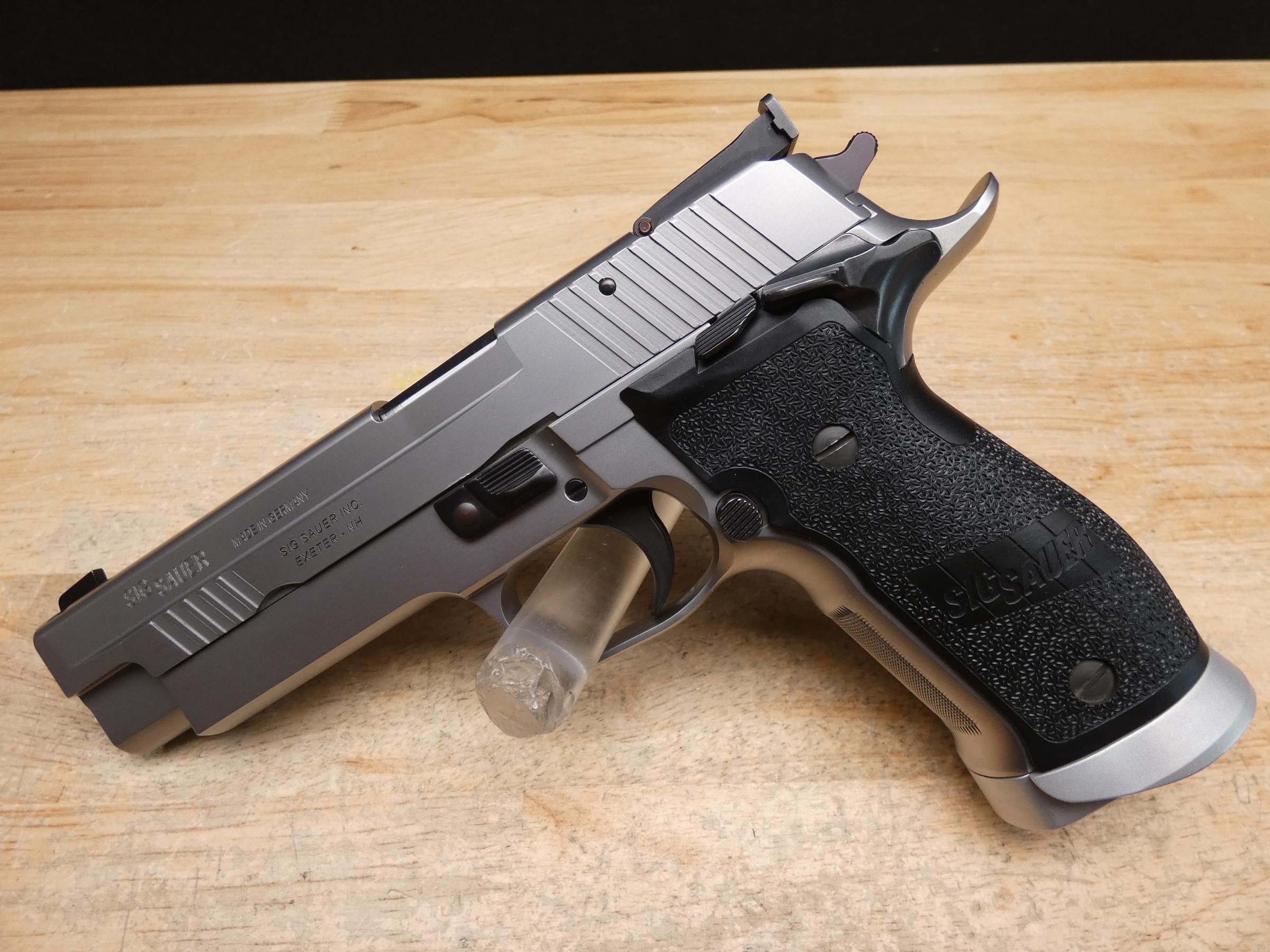 CLEAN Sig Sauer P226 S - .40 S&W - P226S Sport - Stainless Competition - C -img-2