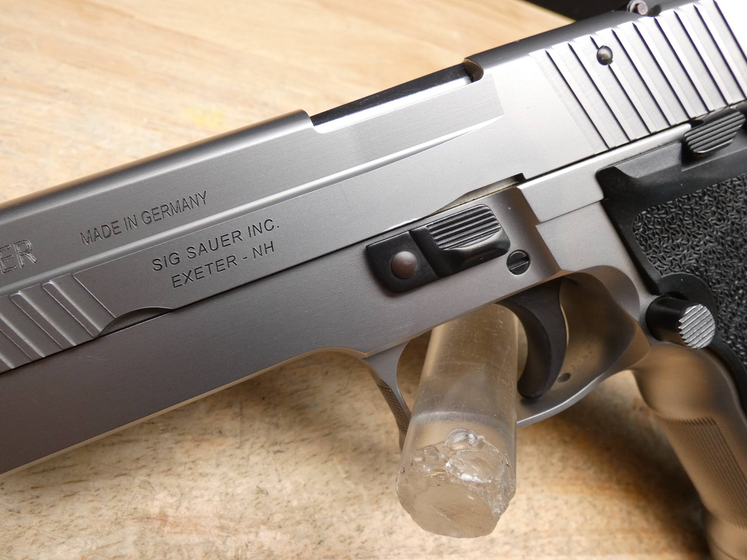 CLEAN Sig Sauer P226 S - .40 S&W - P226S Sport - Stainless Competition - C -img-4