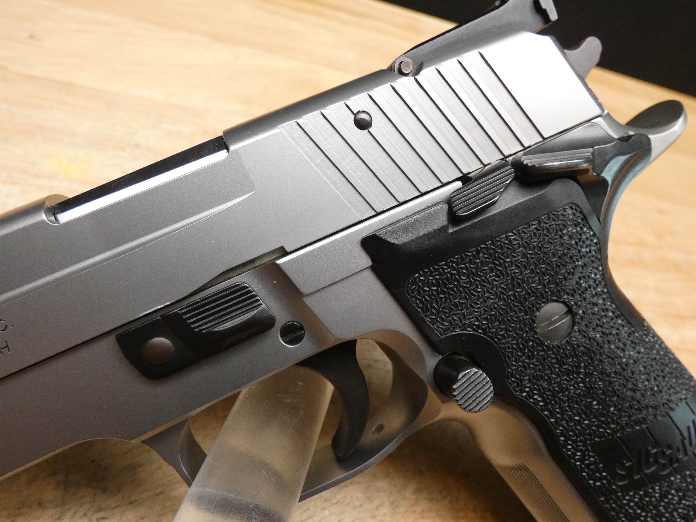 CLEAN Sig Sauer P226 S - .40 S&W - P226S Sport - Stainless Competition - C -img-5