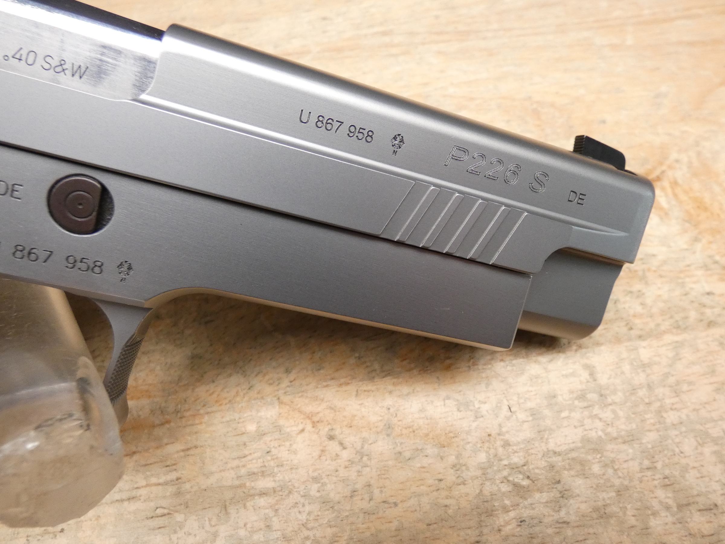 CLEAN Sig Sauer P226 S - .40 S&W - P226S Sport - Stainless Competition - C -img-29