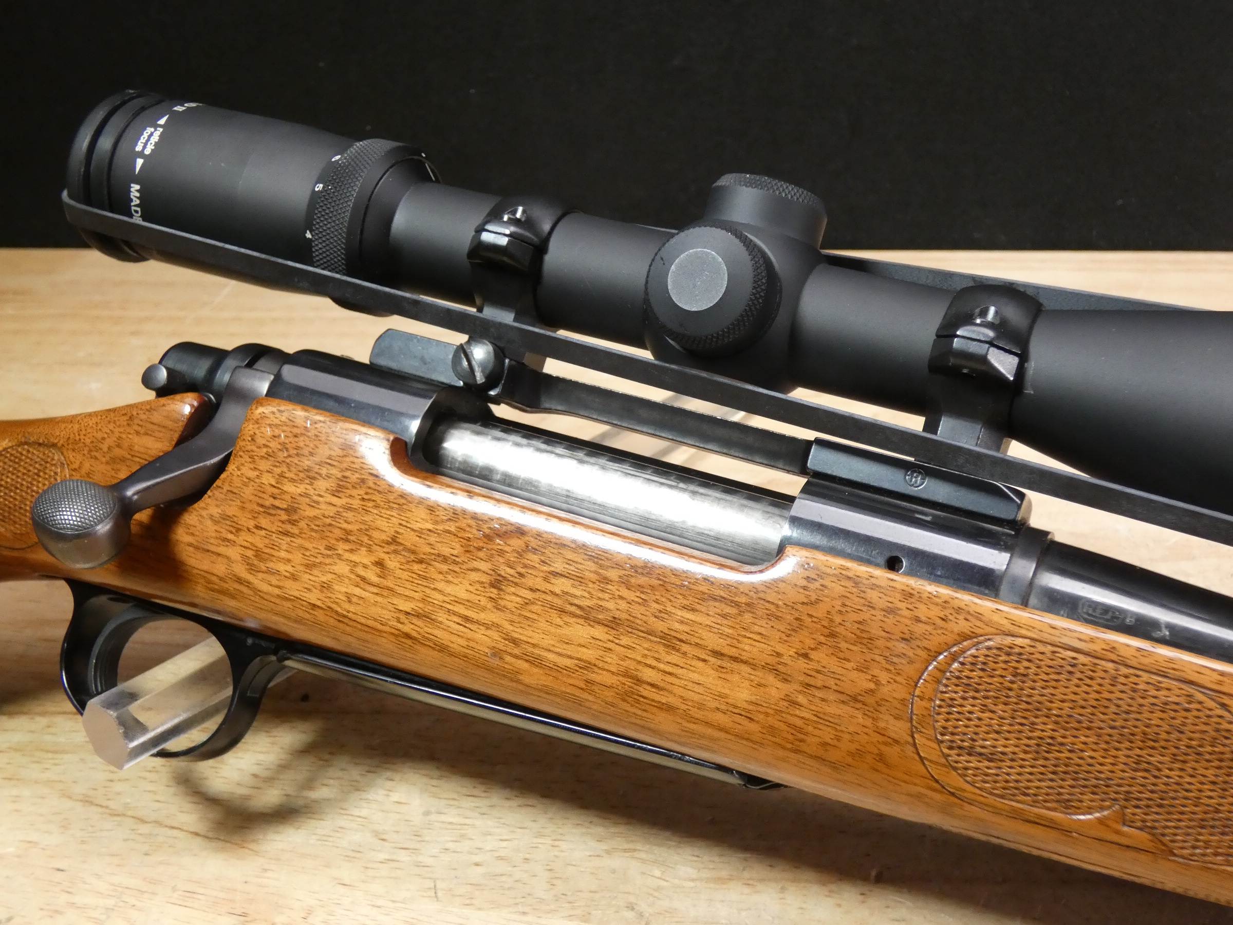 Remington 700 BDL - .25-06 Rem - w/ Burris 3-9x50 Scope - C-img-25