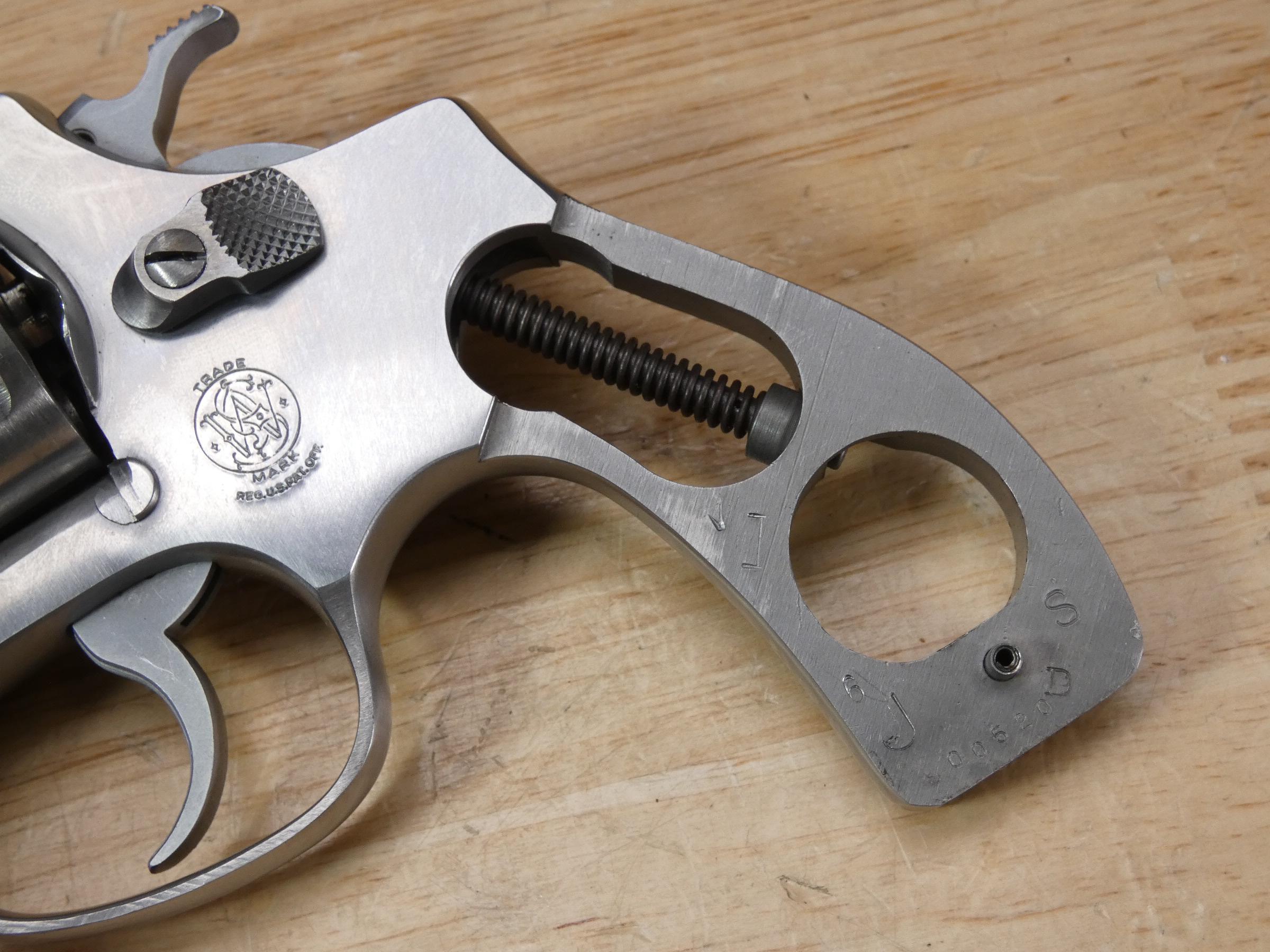 Smith & Wesson Model 60 Chiefs Special - .38 SPL - S&W NO Dash w/ OG Box -C-img-19