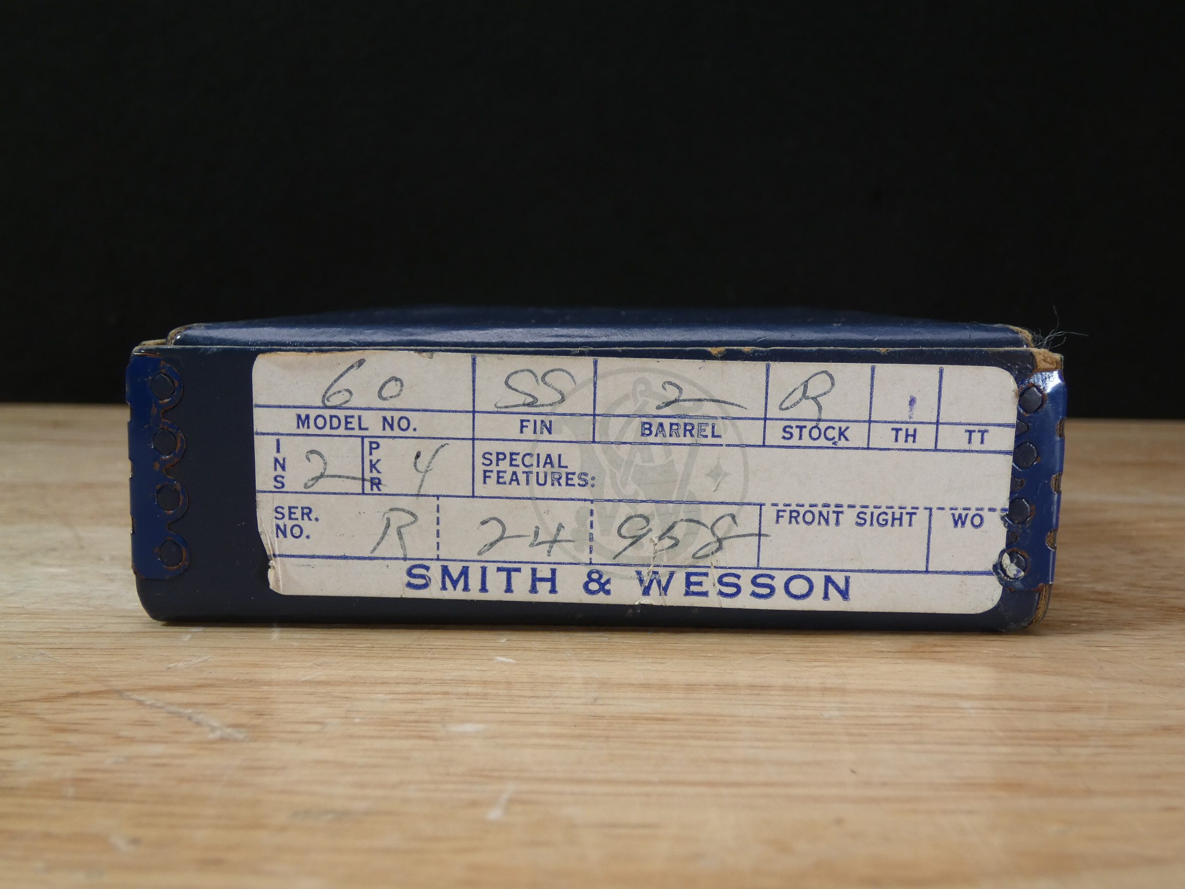 Smith & Wesson Model 60 Chiefs Special - .38 SPL - S&W NO Dash w/ OG Box -C-img-25