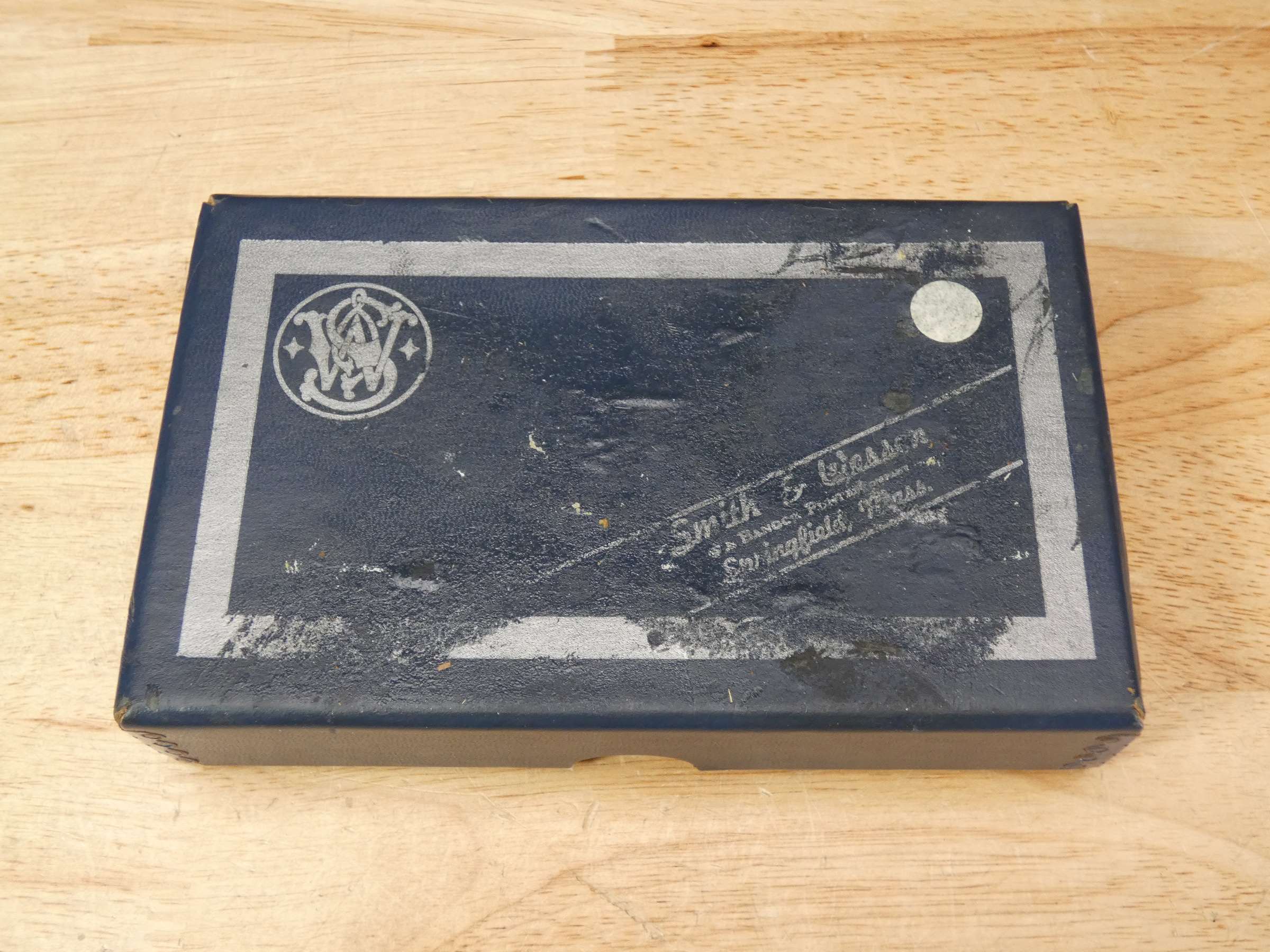 Smith & Wesson Model 60 Chiefs Special - .38 SPL - S&W NO Dash w/ OG Box -C-img-26
