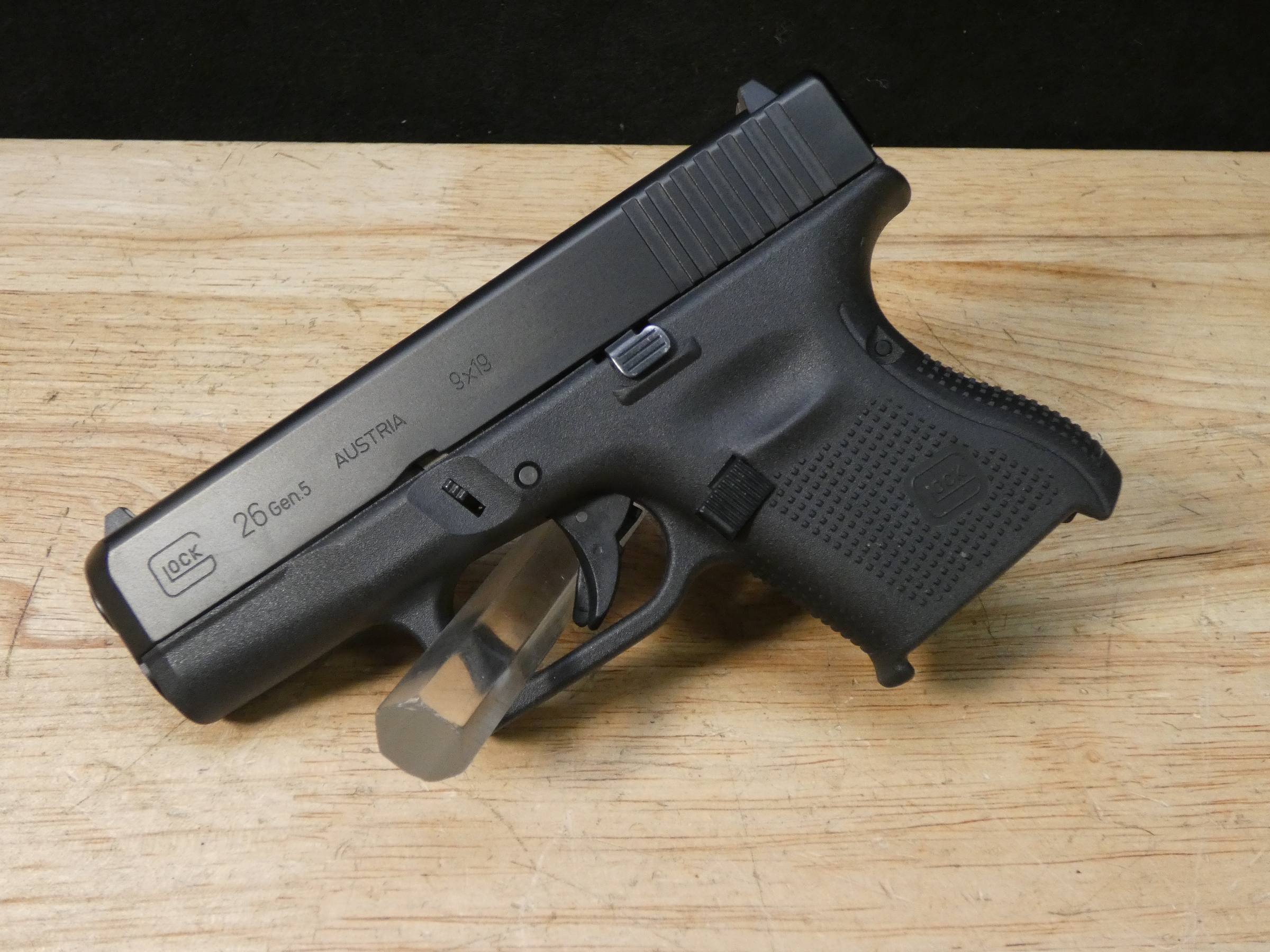 Glock 26 Gen 5 - 9mm - G26 Gen5 - Austria - CCW w/ 3 Mags - LOOK!-img-2